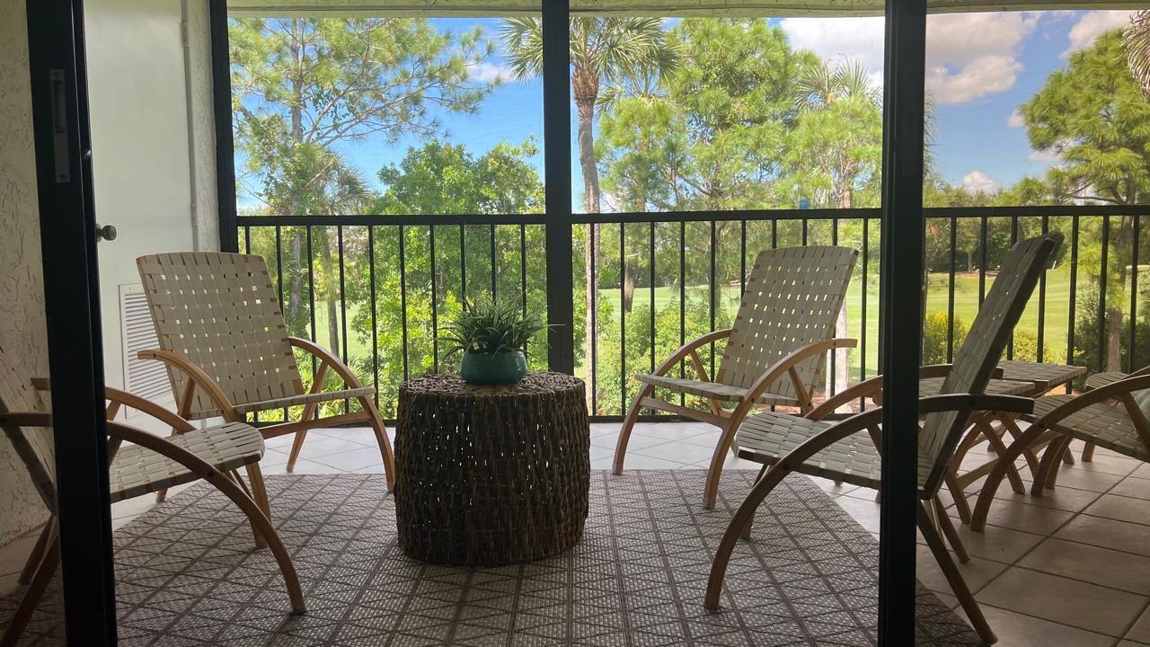 7473 Glendevon #407, Delray Beach FL 33446