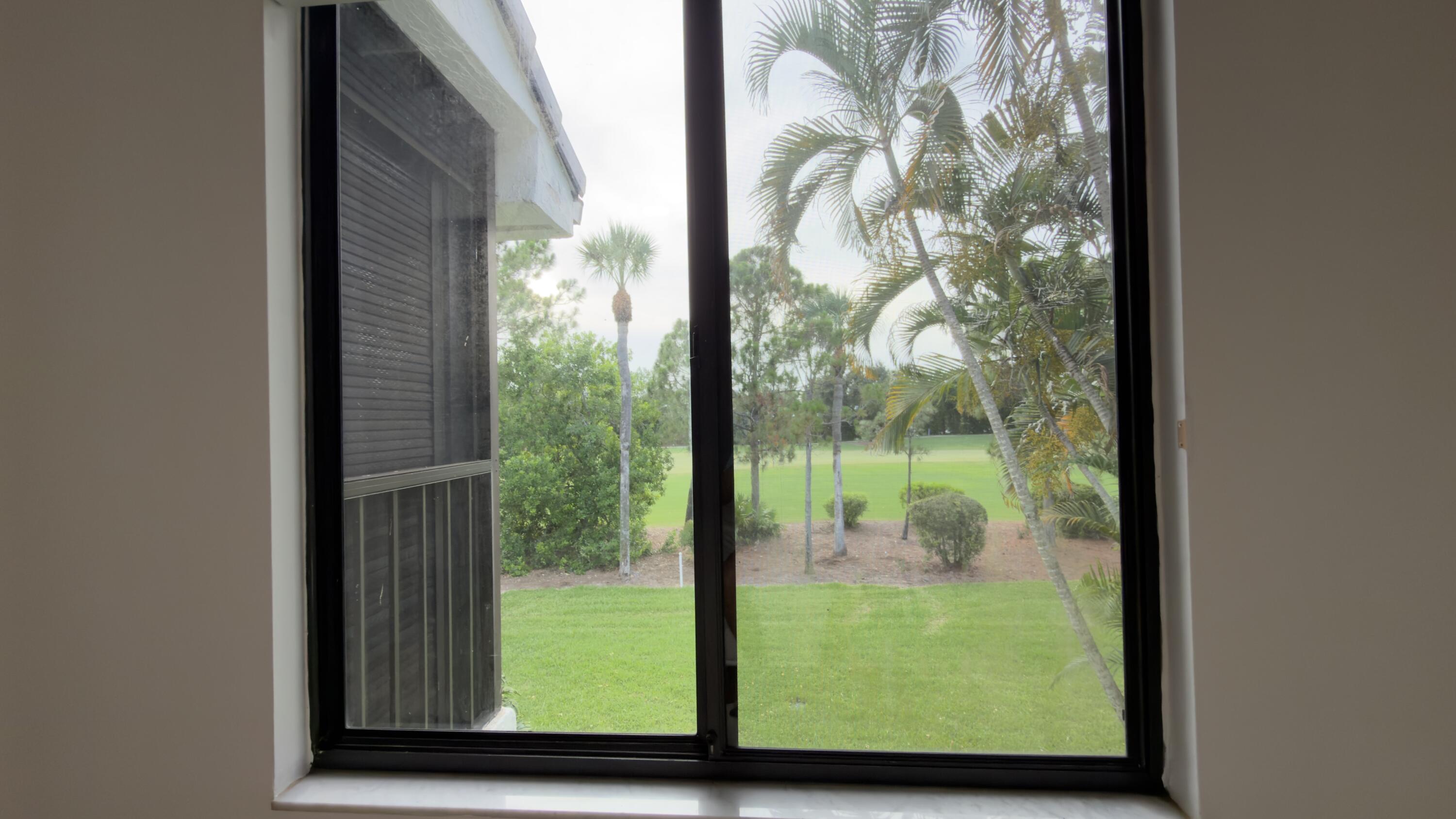 7473 Glendevon #407, Delray Beach FL 33446