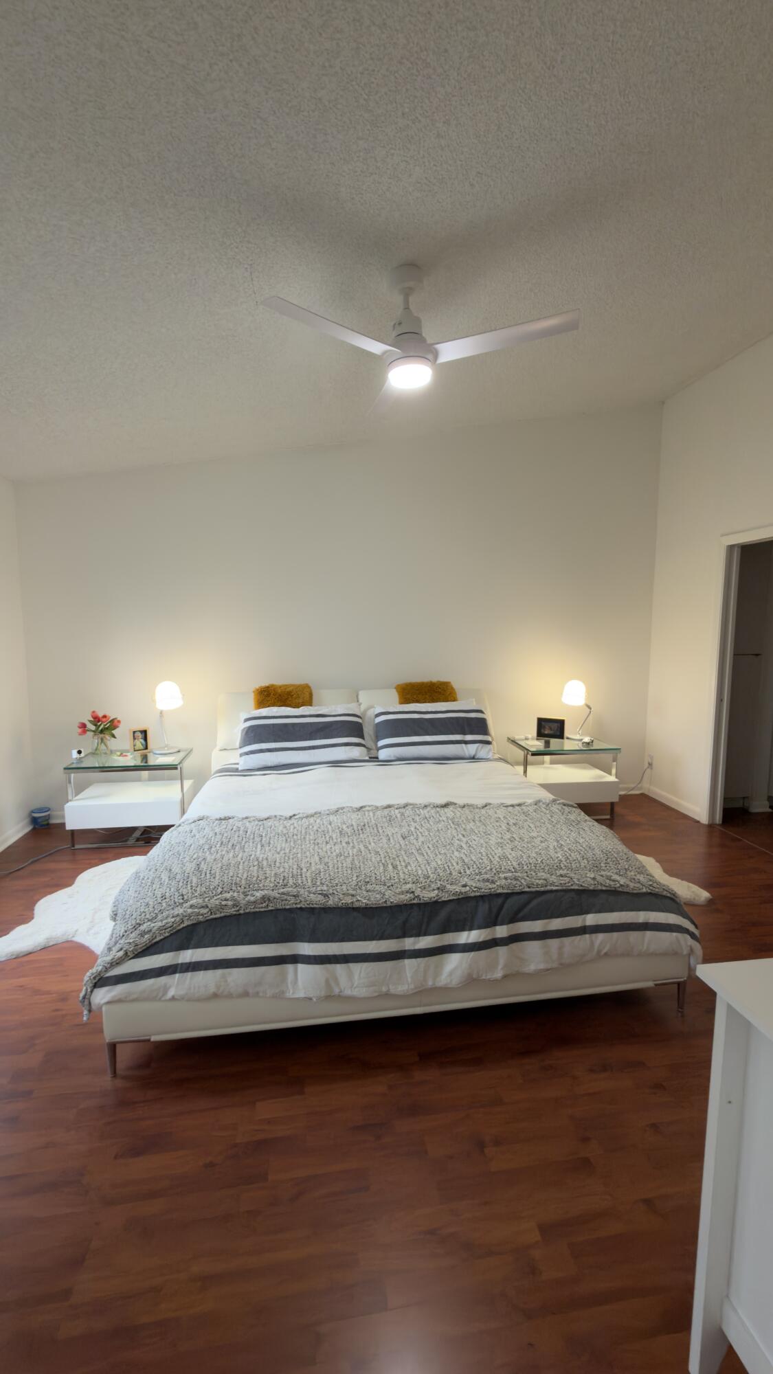 7473 Glendevon #407, Delray Beach FL 33446