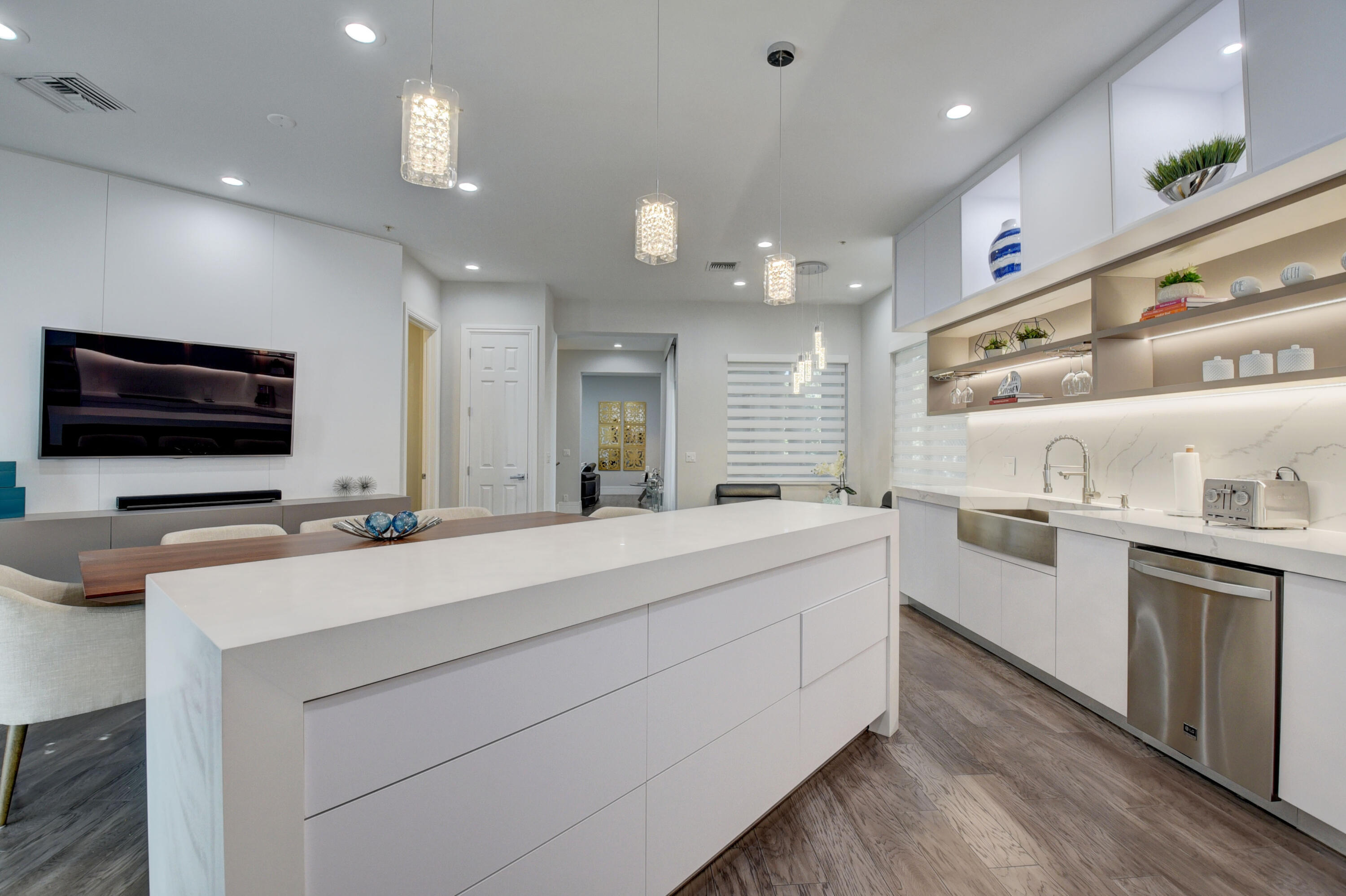921 Osceola #Unit 4, Boca Raton FL 33432