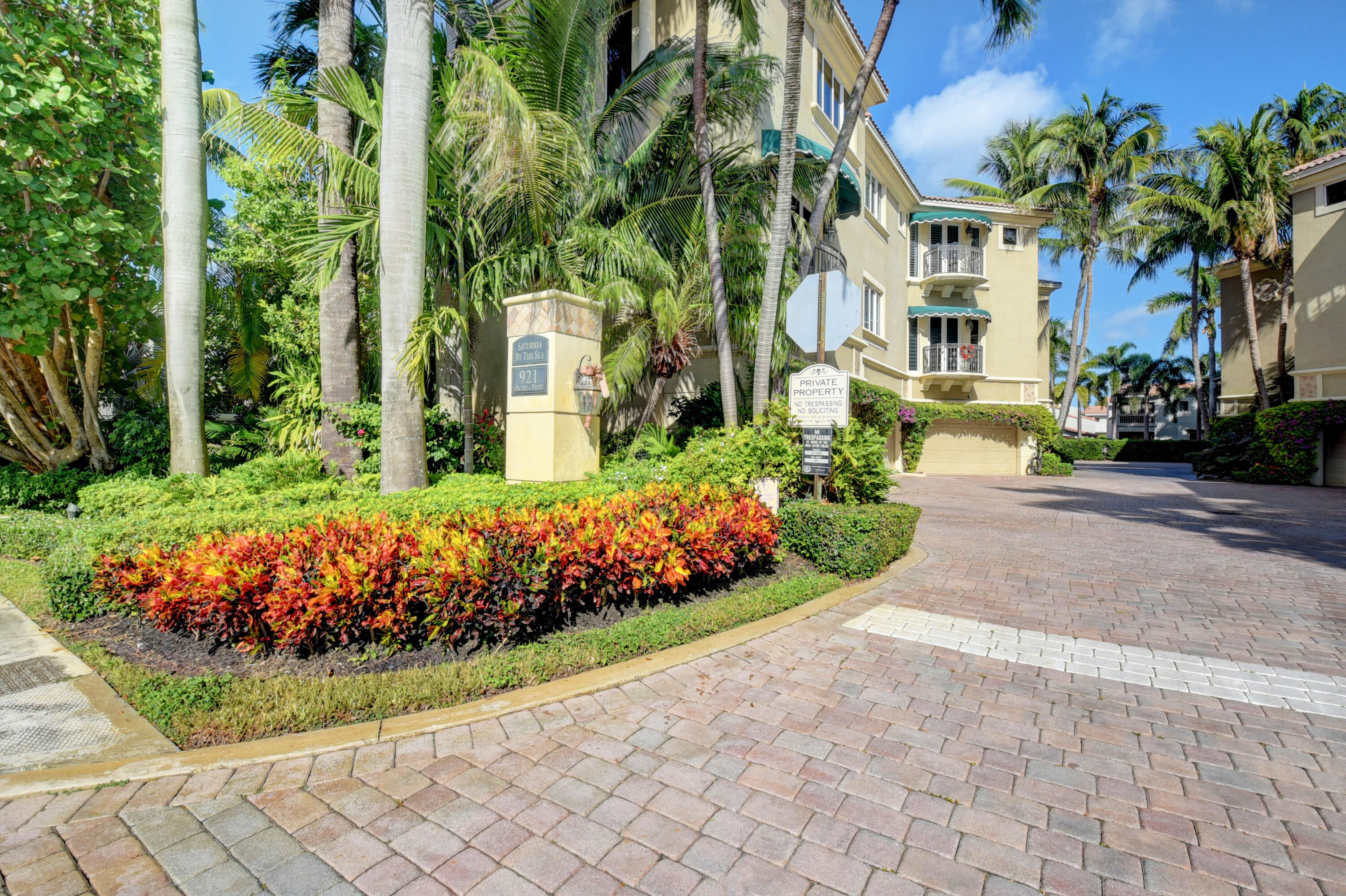 921 Osceola #Unit 4, Boca Raton FL 33432