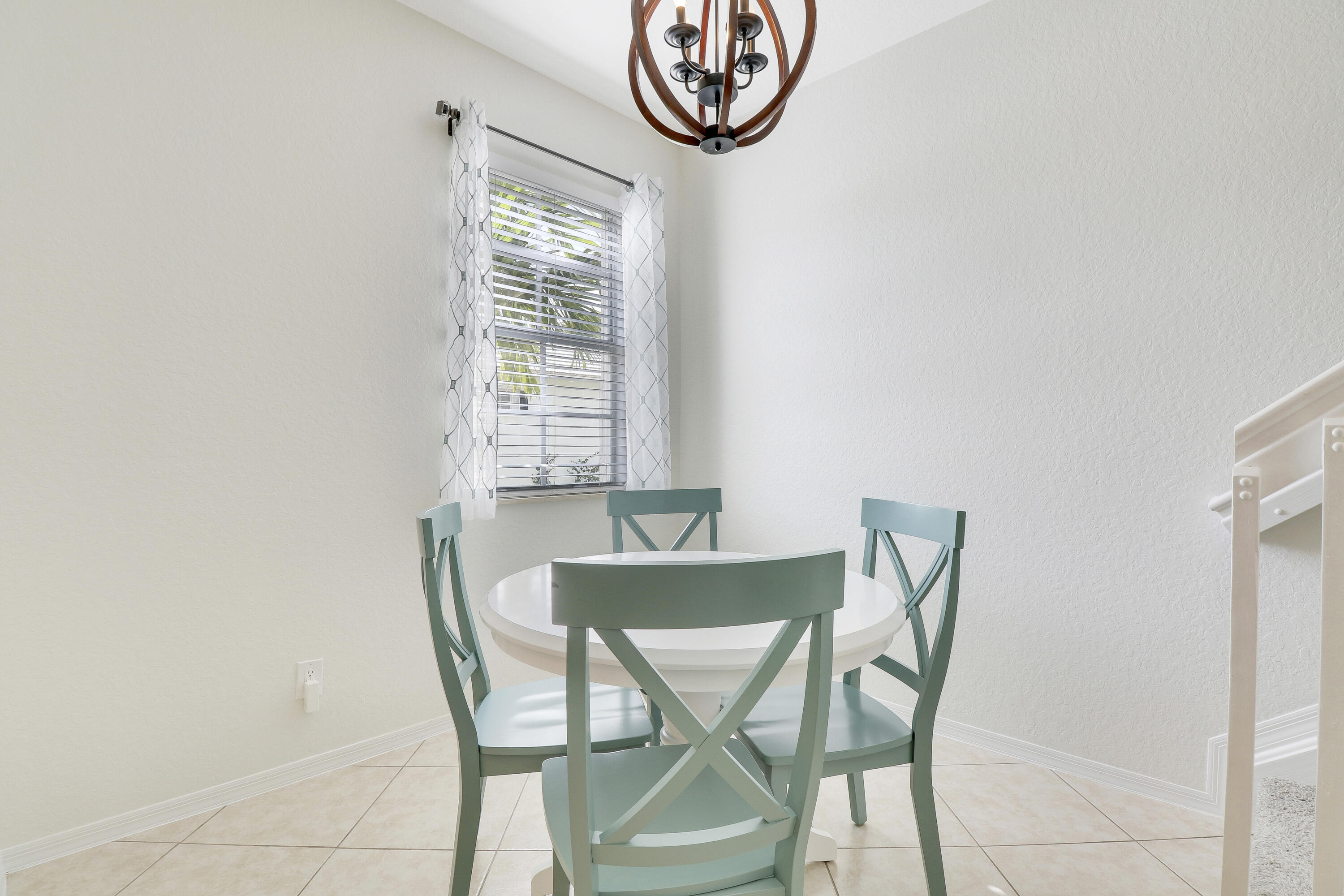 123 E Thatch Palm, Jupiter FL 33458
