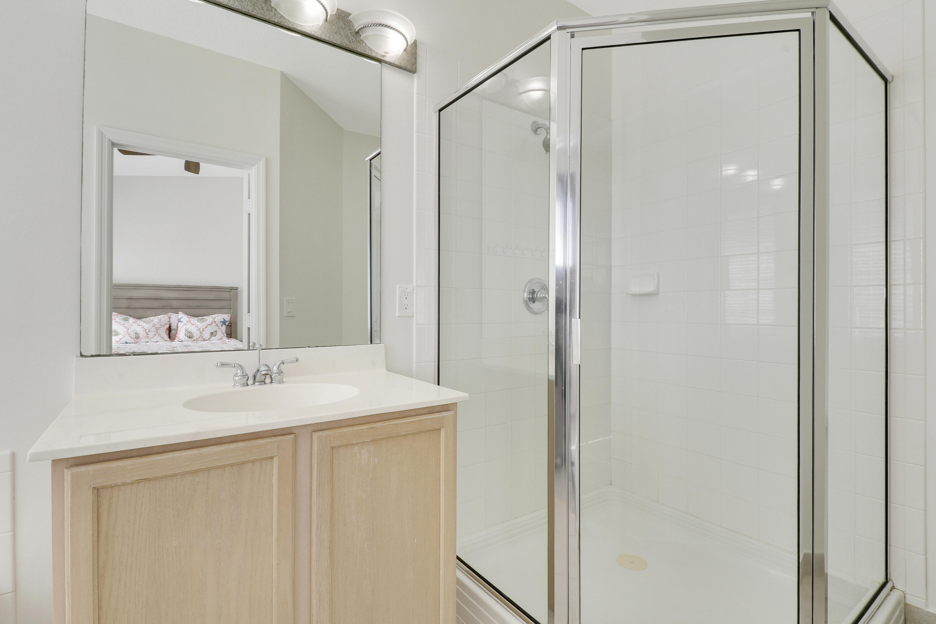 123 E Thatch Palm, Jupiter FL 33458
