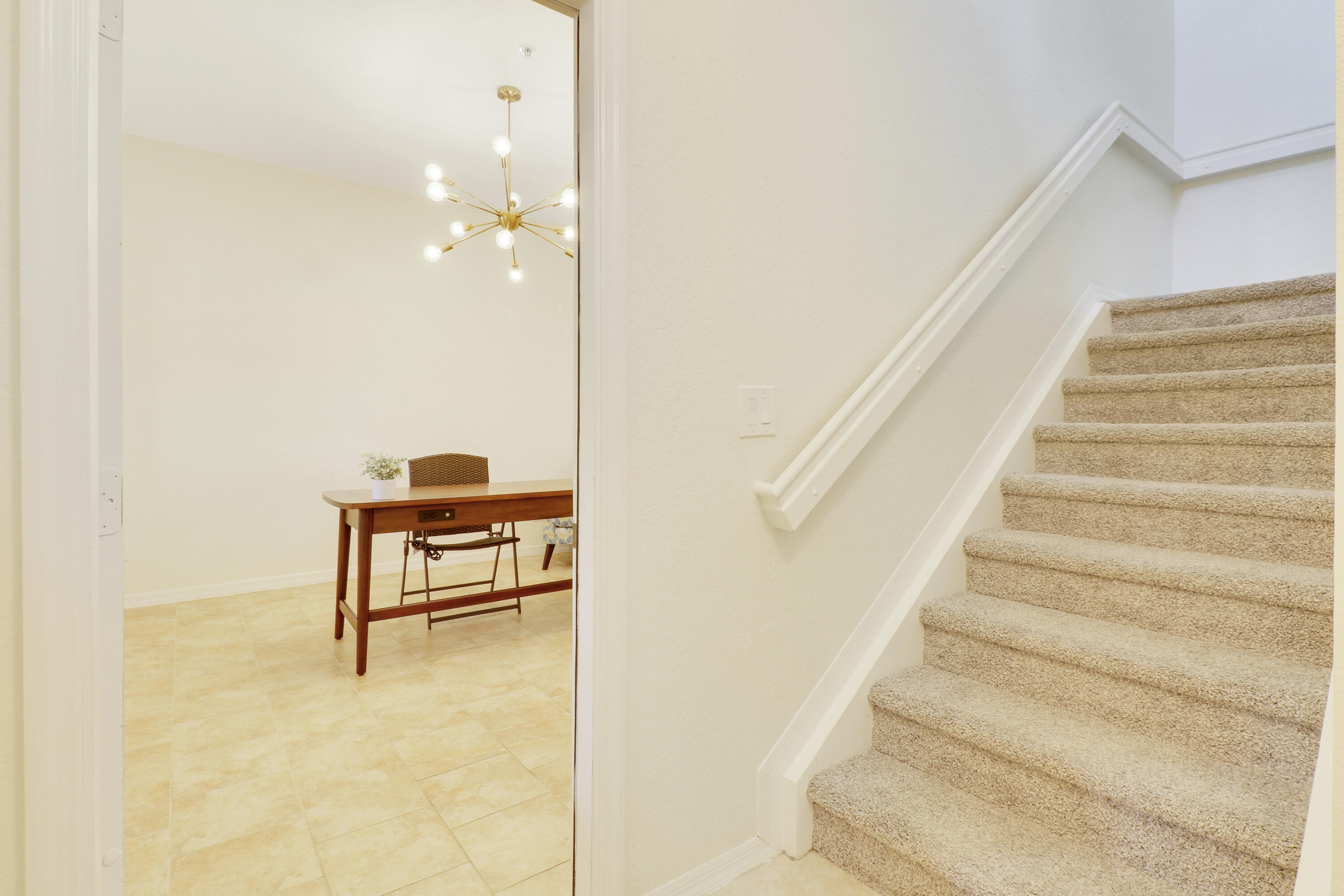 123 E Thatch Palm, Jupiter FL 33458