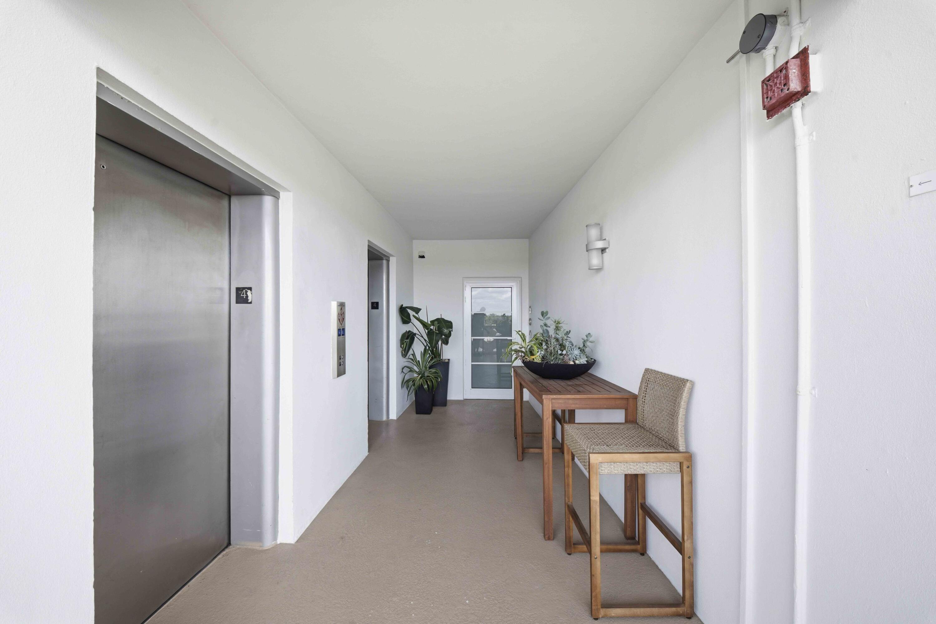 333 Sunset #404, Fort Lauderdale FL 33301