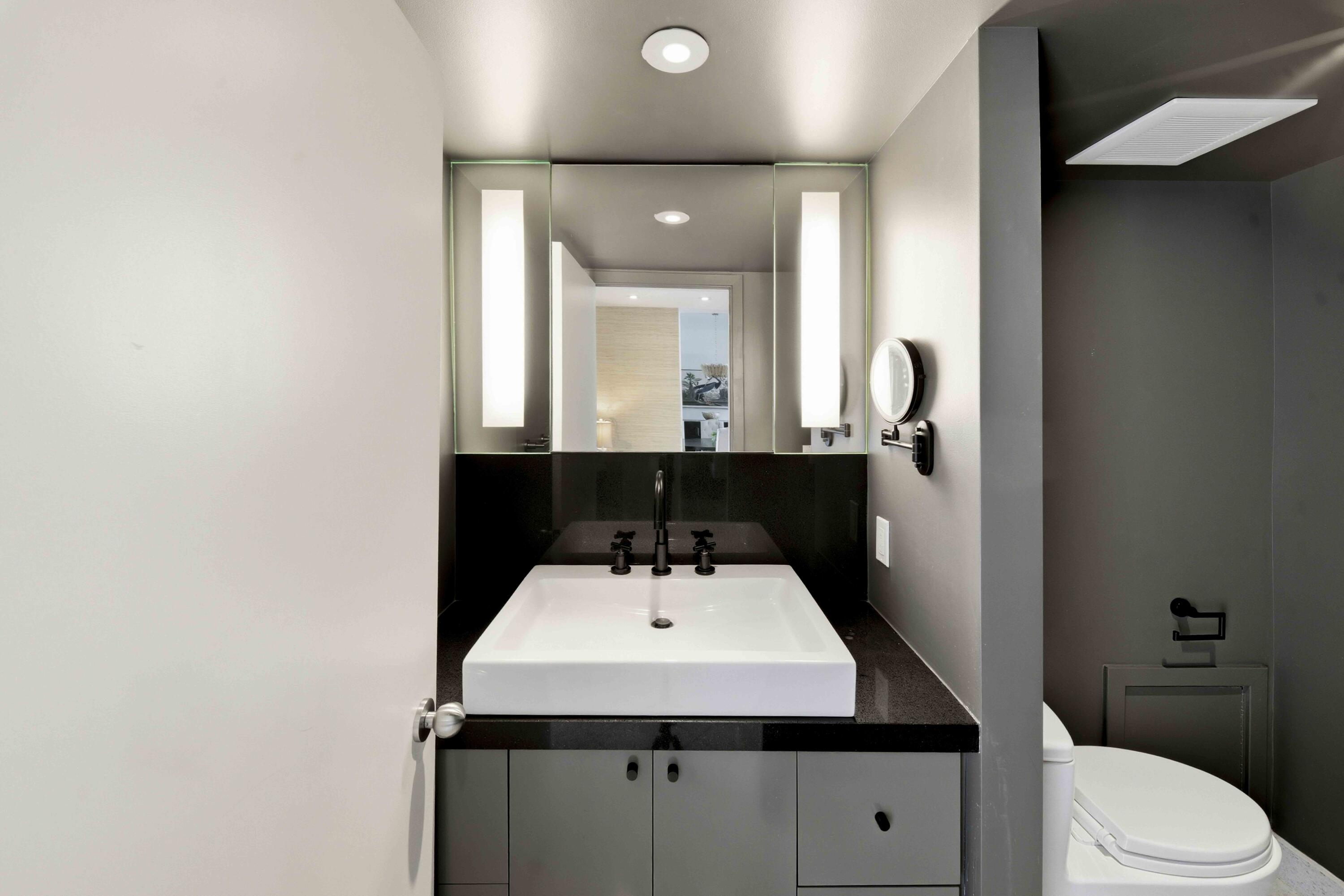 333 Sunset #404, Fort Lauderdale FL 33301