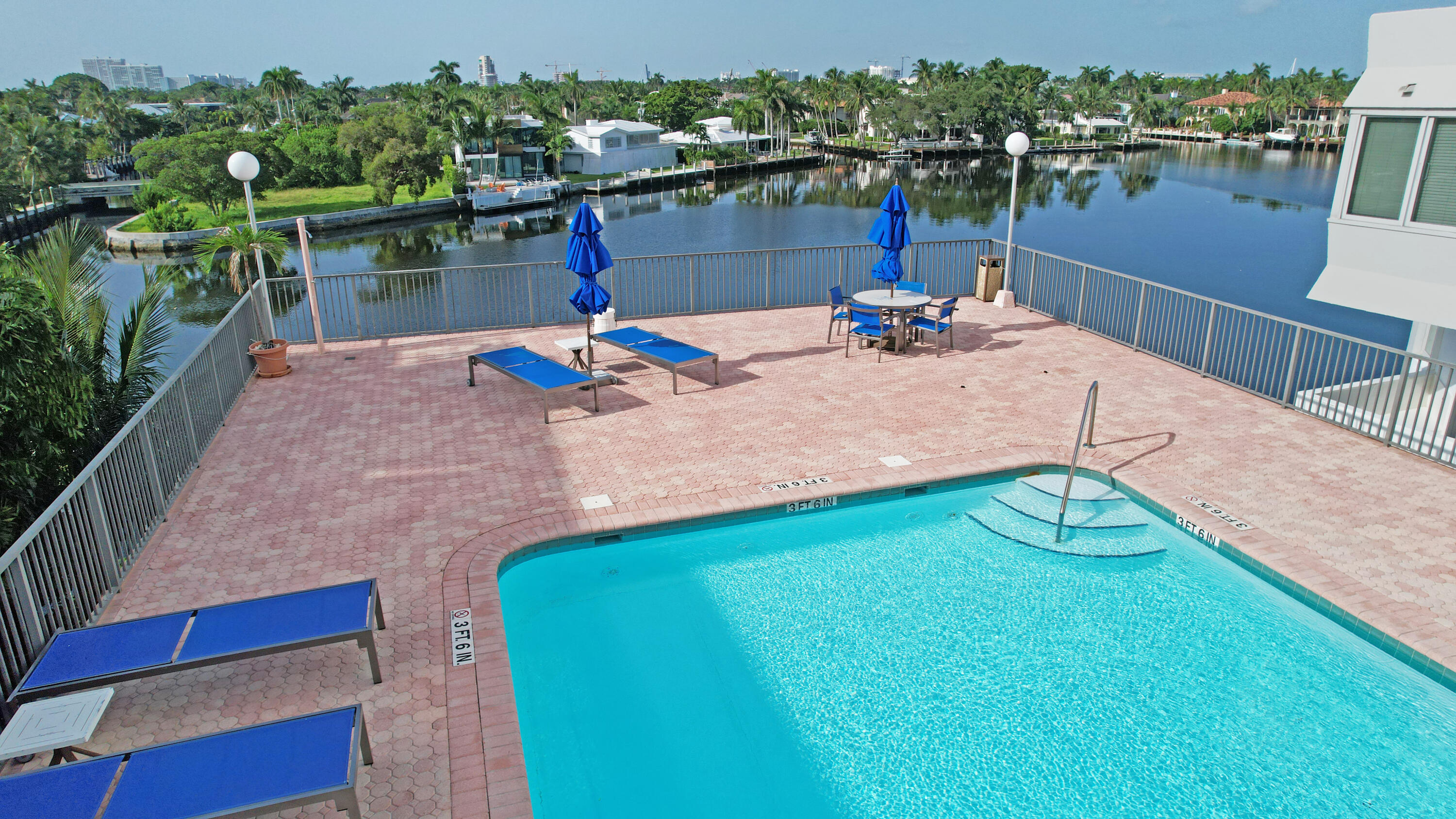 333 Sunset #404, Fort Lauderdale FL 33301