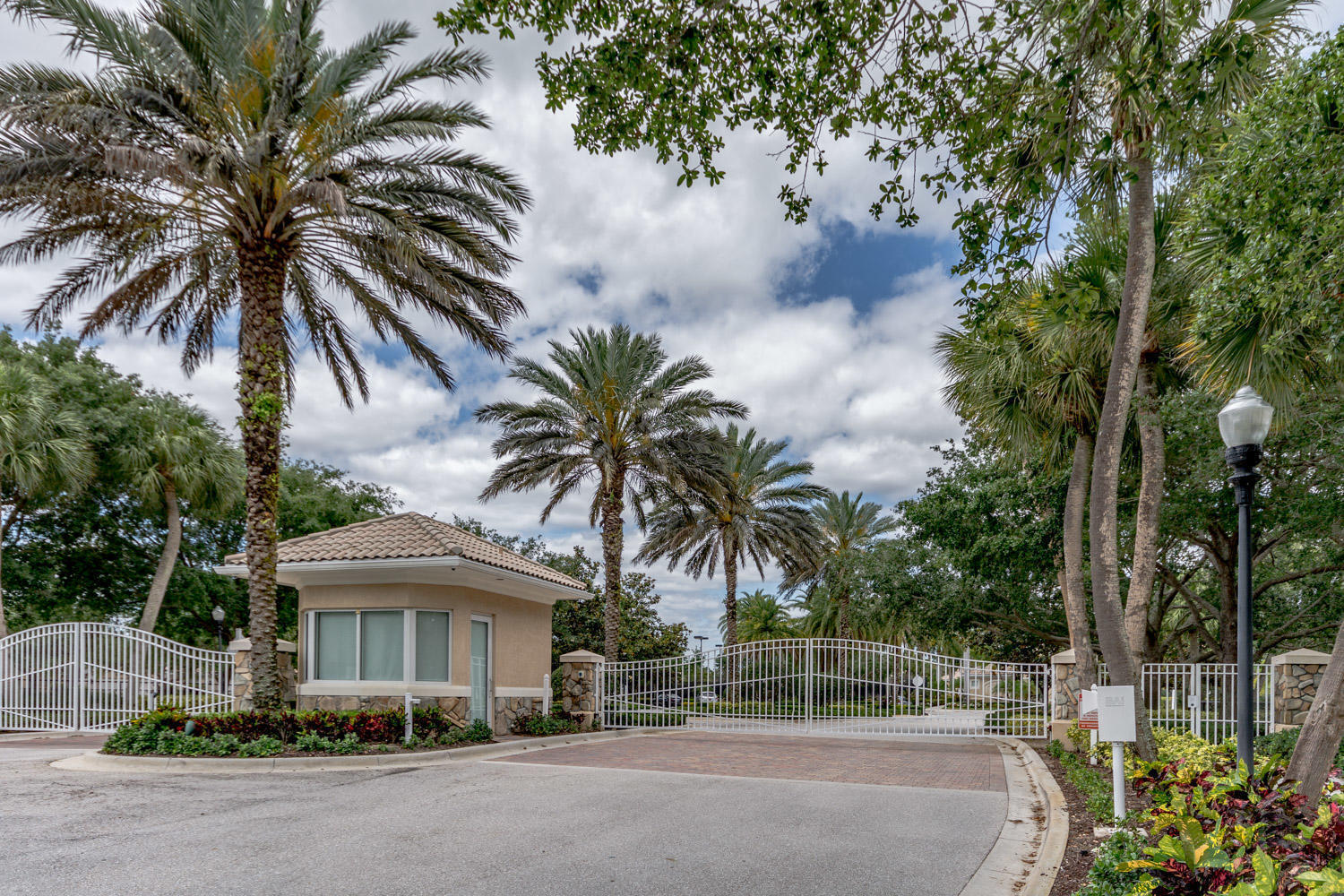 4705 Dovehill, Palm Beach Gardens FL 33418