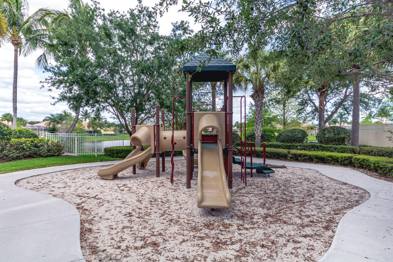 4705 Dovehill, Palm Beach Gardens FL 33418
