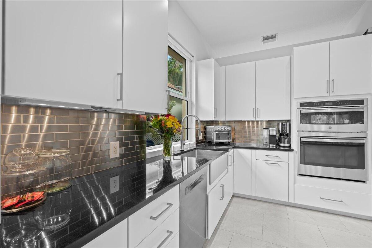 169 Hampton, Jupiter FL 33458