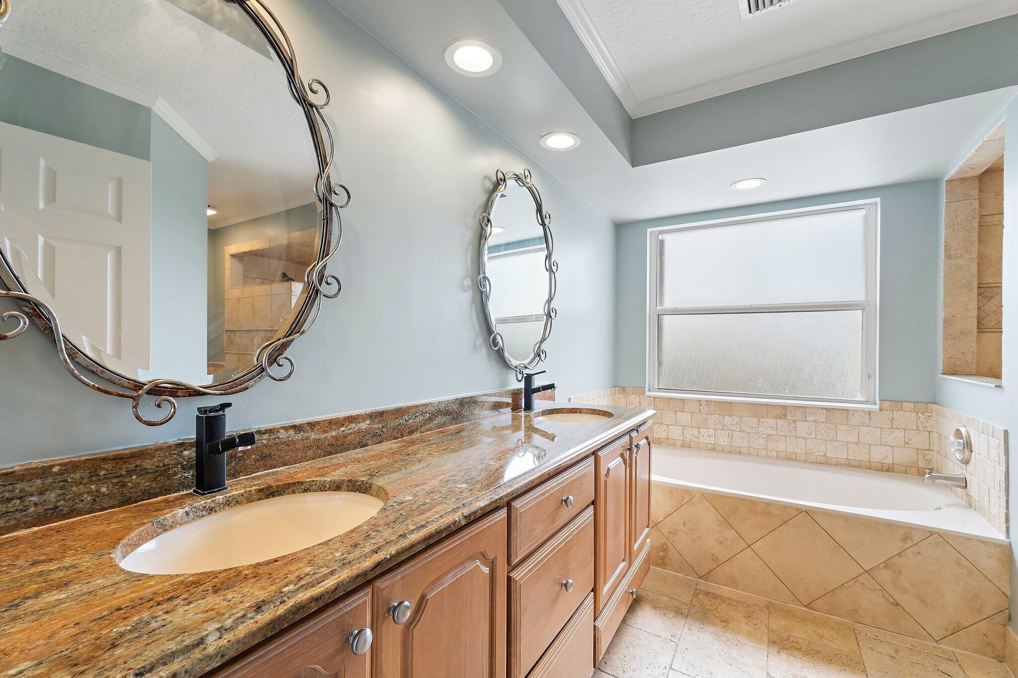 10295 Allamanda, Palm Beach Gardens FL 33410