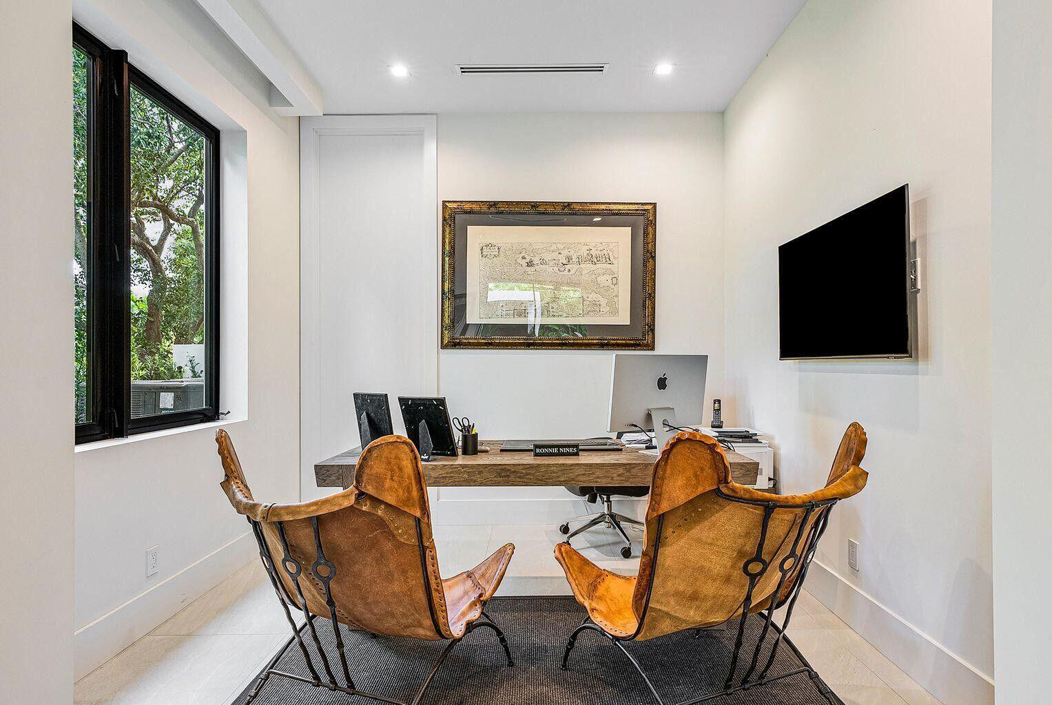 775 W Park Dr, Boca Raton FL 33432