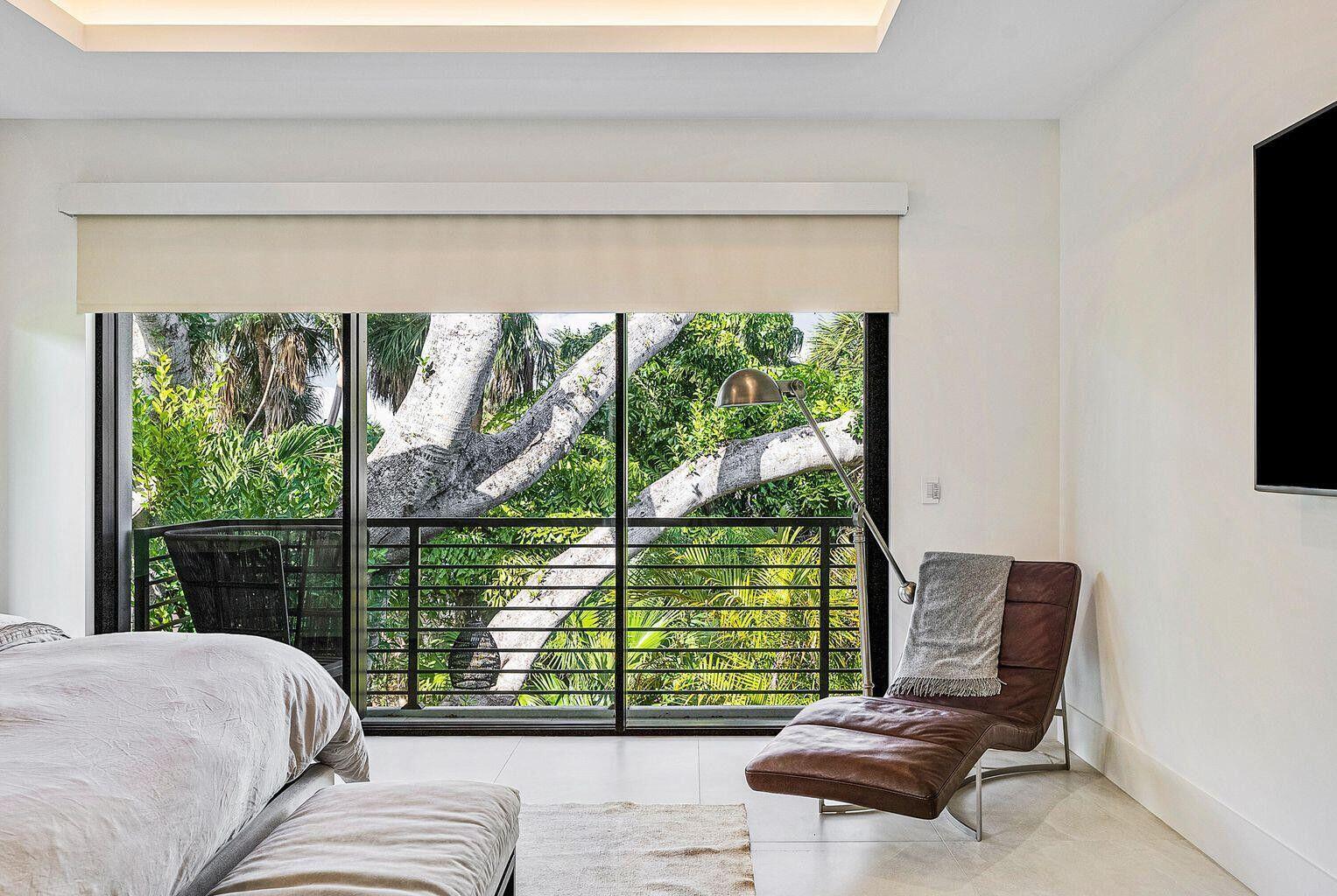 775 W Park Dr, Boca Raton FL 33432