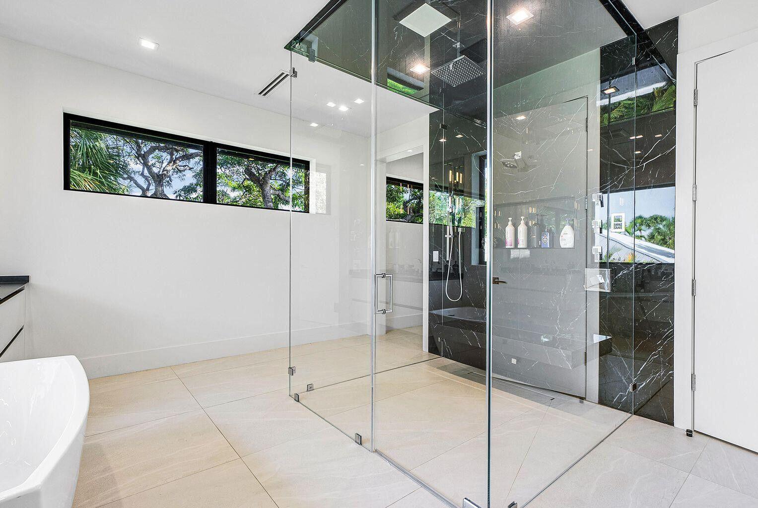 775 W Park Dr, Boca Raton FL 33432