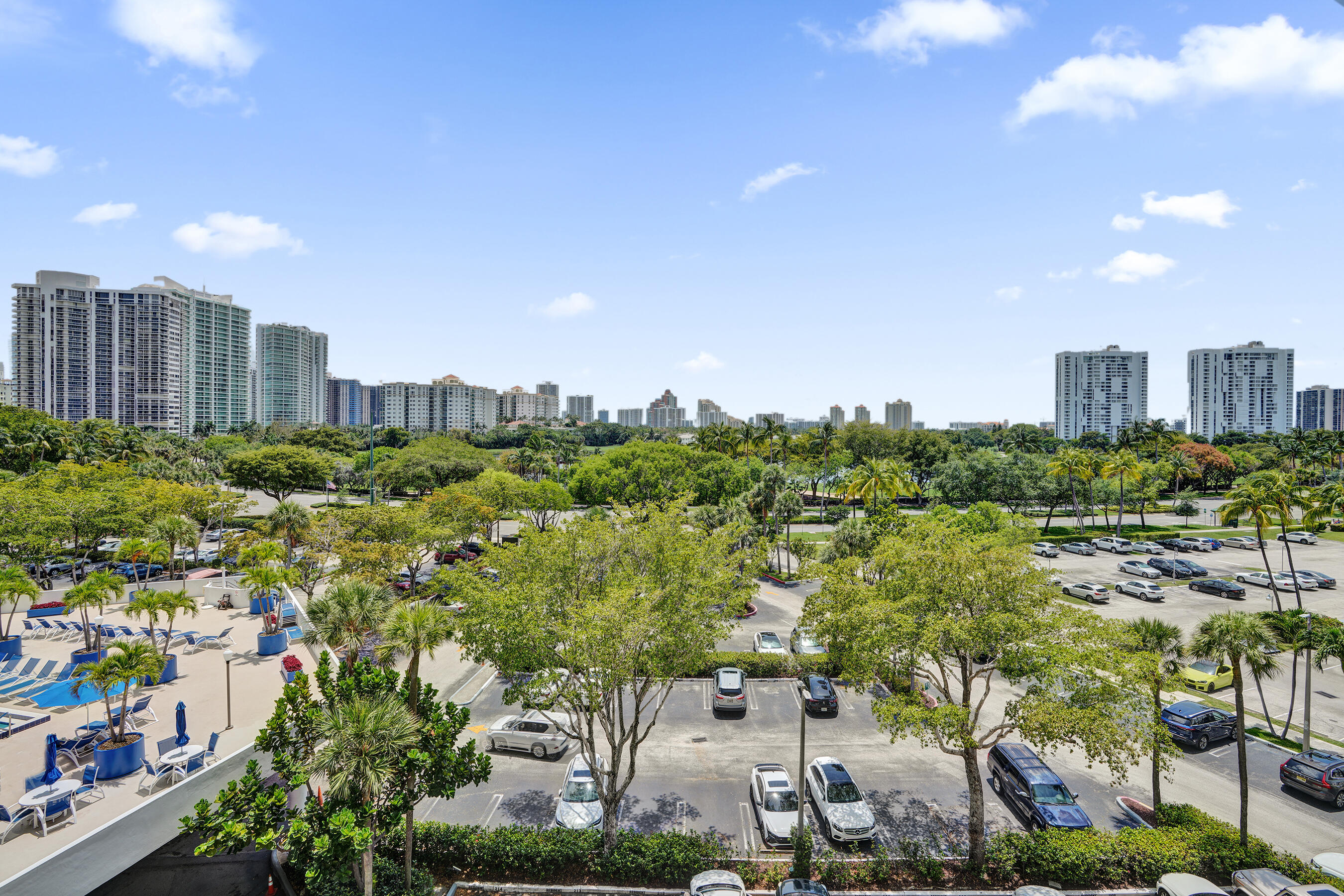 3701 N Country Club #605, Aventura FL 33180