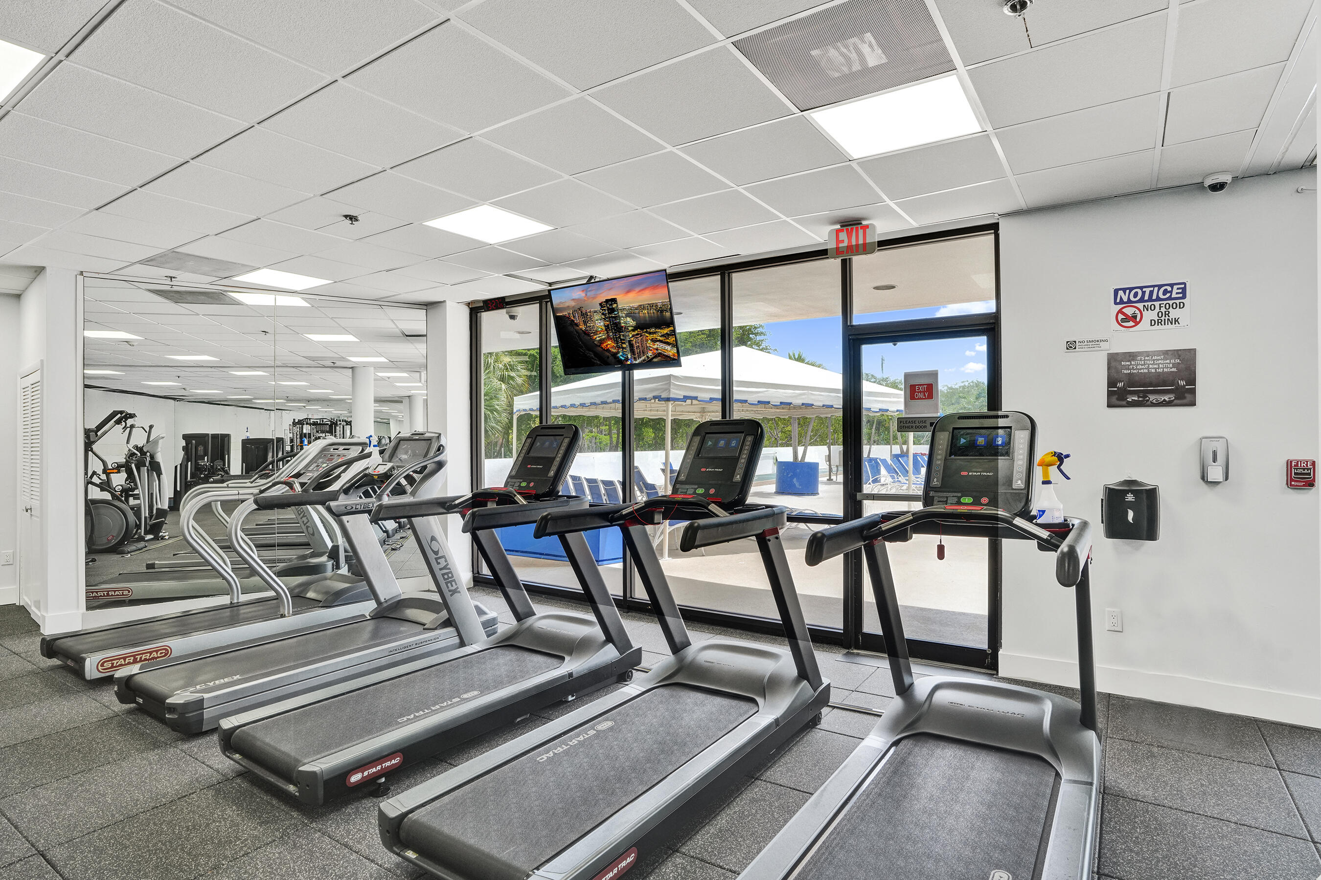 3701 N Country Club #605, Aventura FL 33180