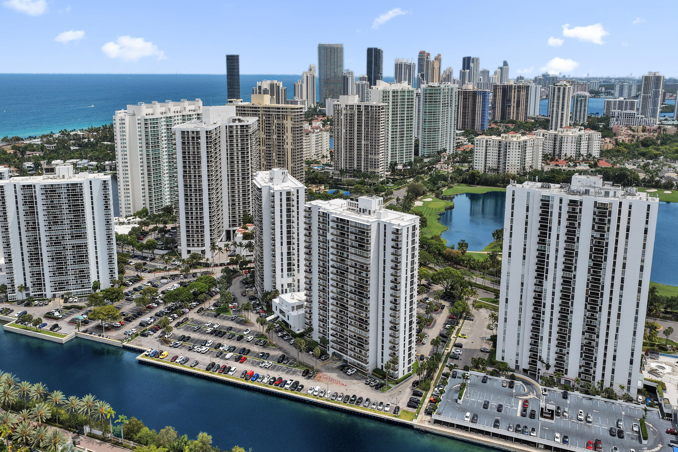 3701 N Country Club #605, Aventura FL 33180