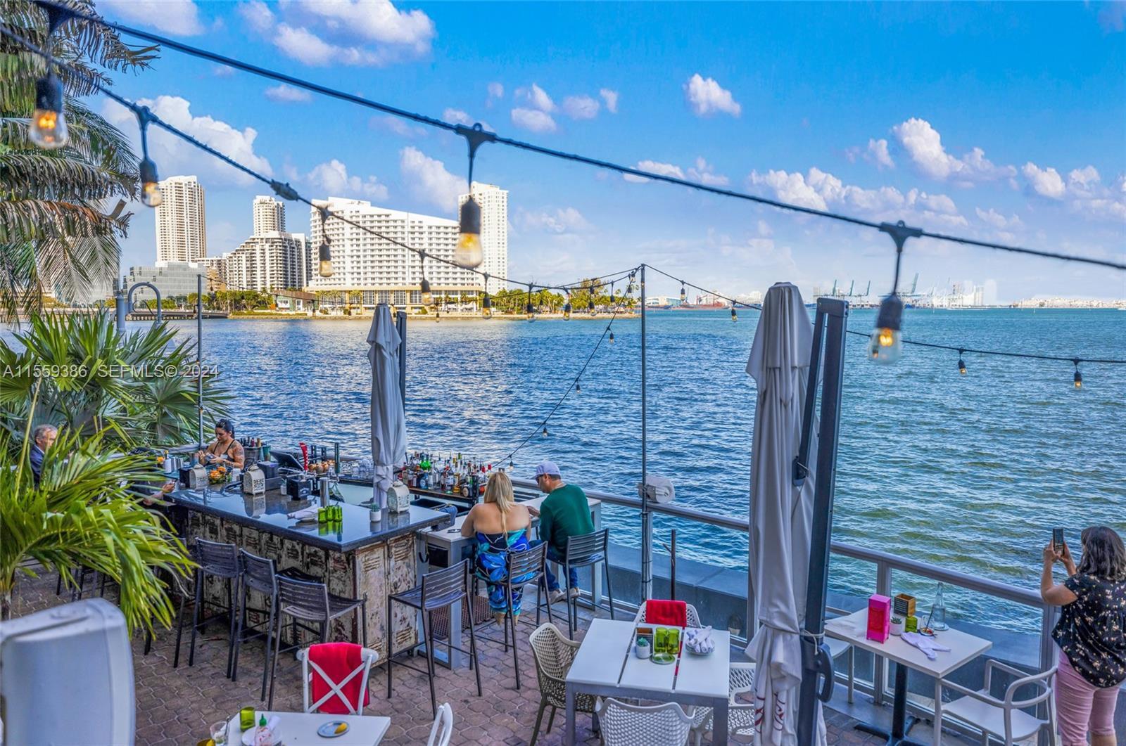 1155 Brickell Bay #2207, Miami FL 33131