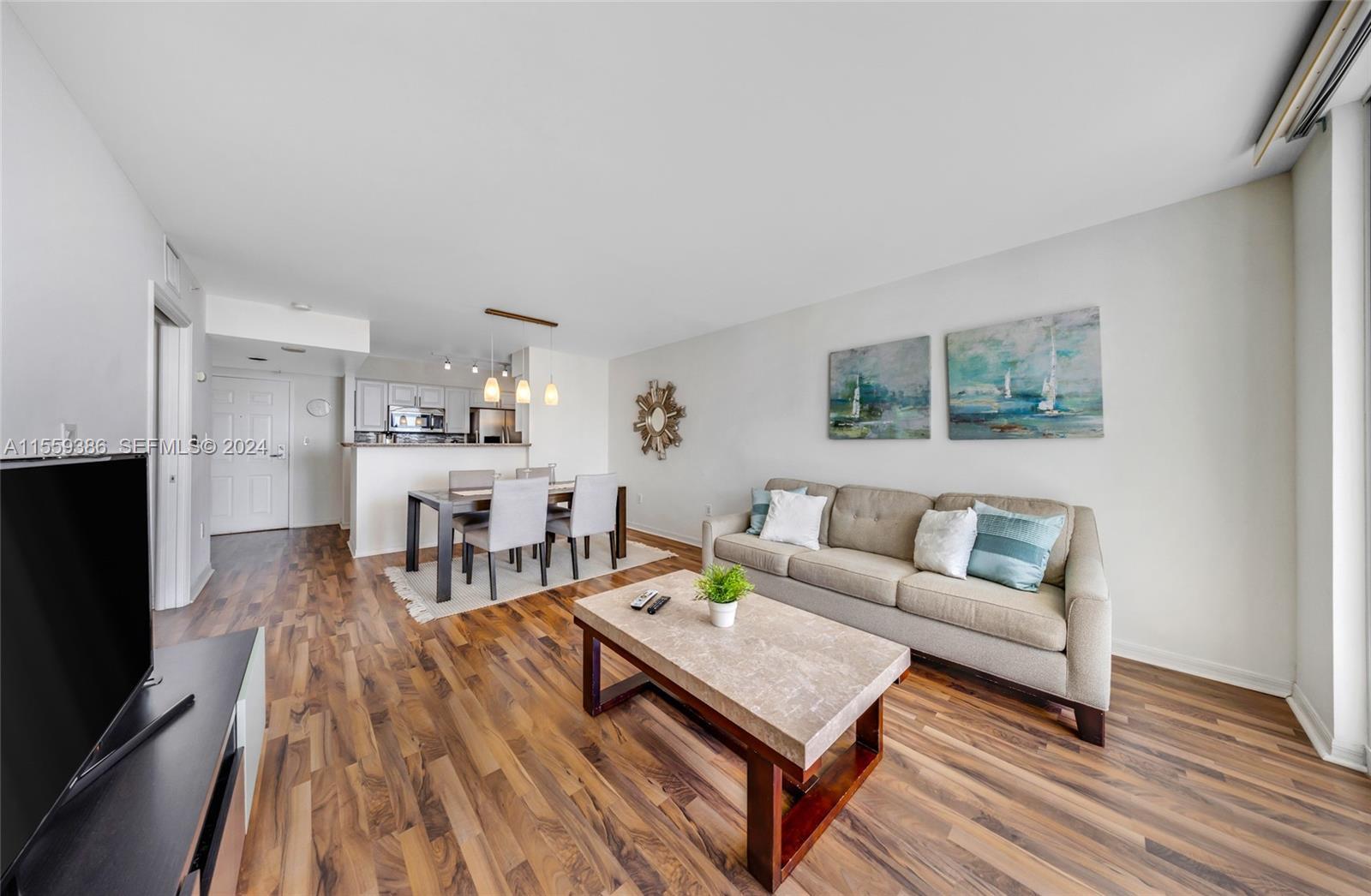 1155 Brickell Bay #2207, Miami FL 33131