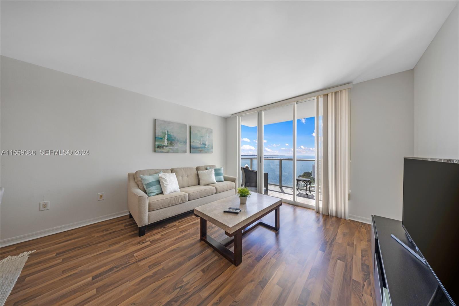 1155 Brickell Bay #2207, Miami FL 33131