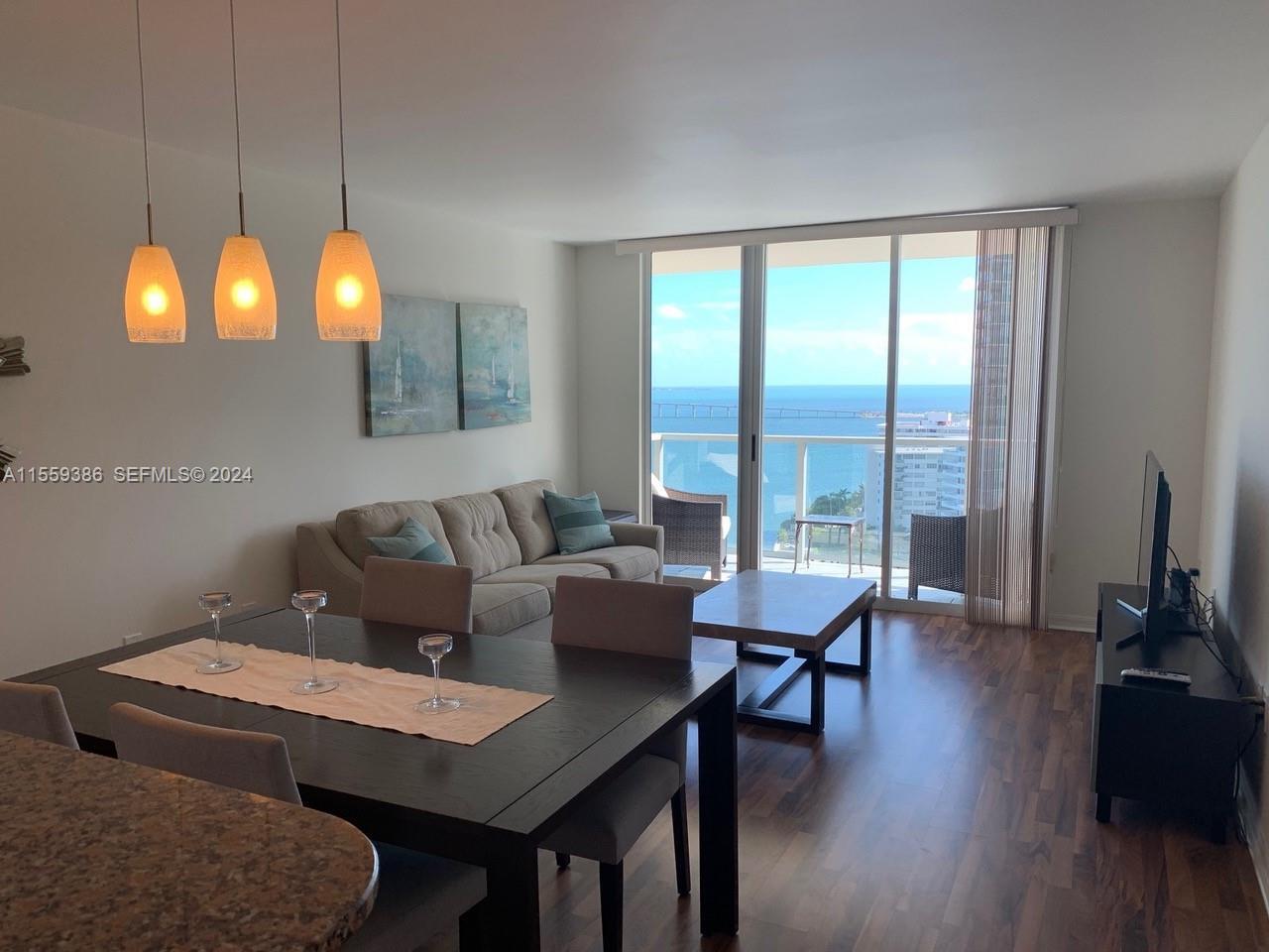 1155 Brickell Bay #2207, Miami FL 33131