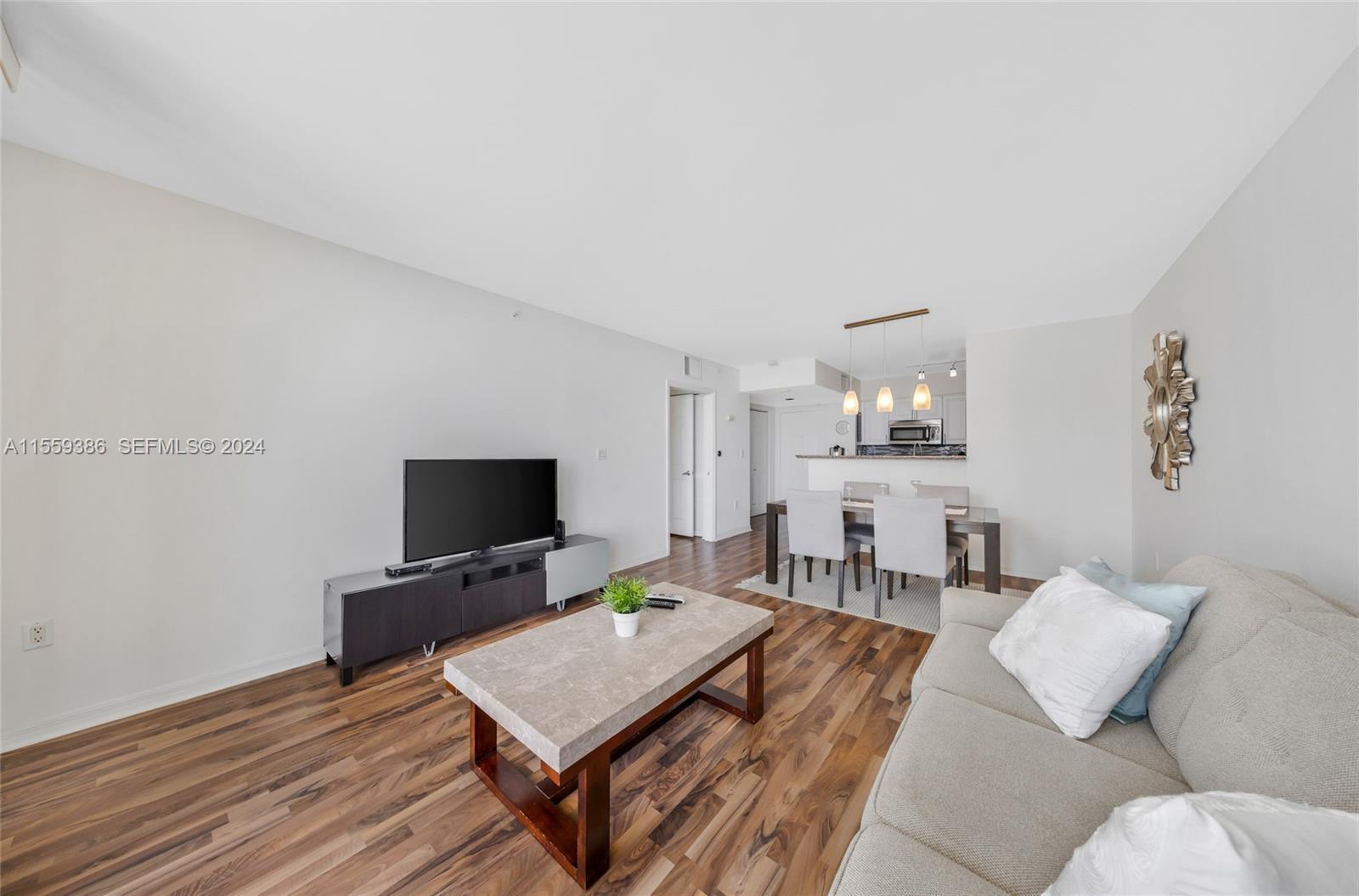 1155 Brickell Bay #2207, Miami FL 33131