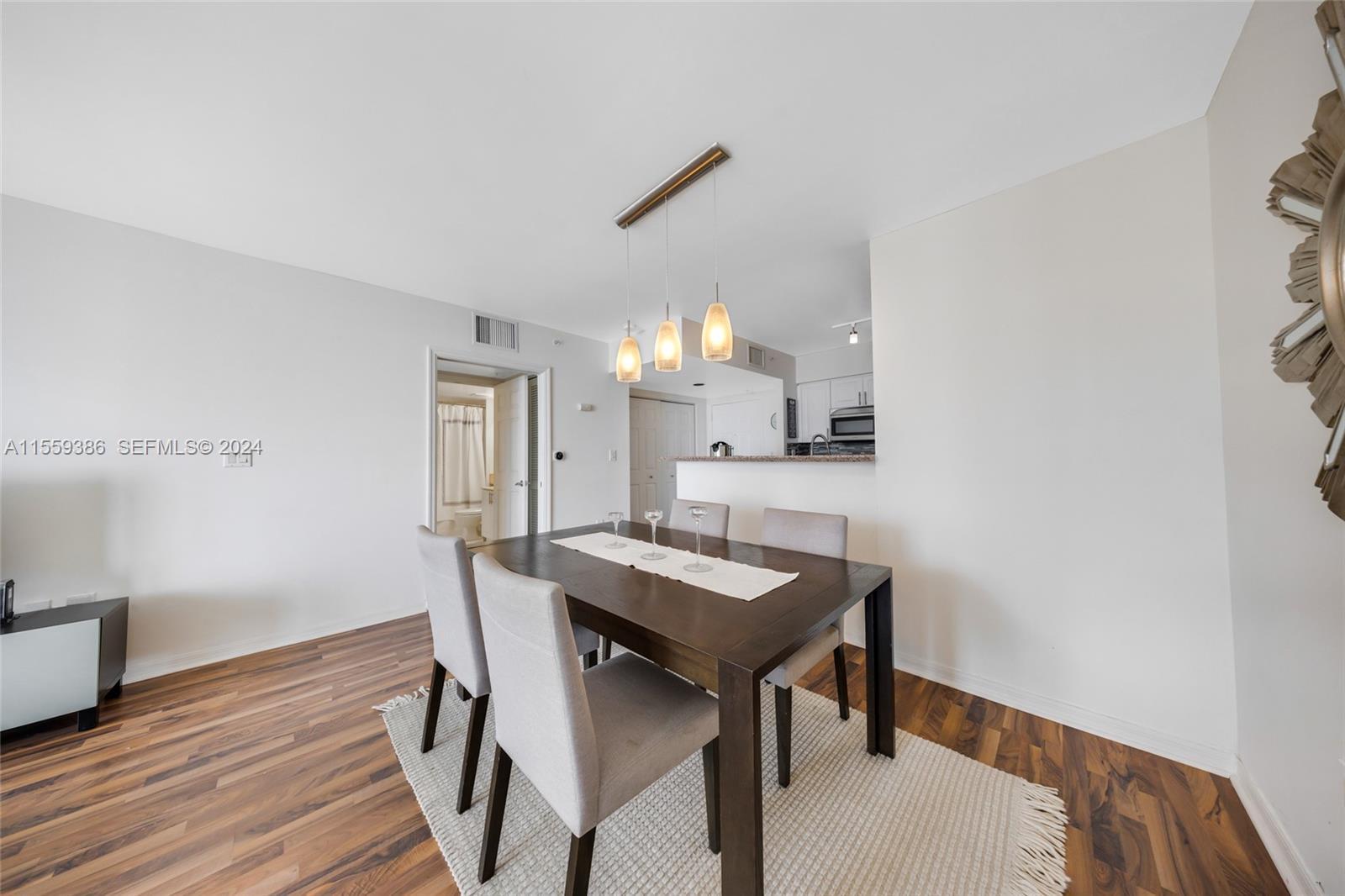 1155 Brickell Bay #2207, Miami FL 33131