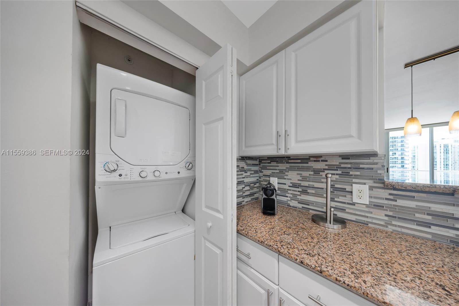 1155 Brickell Bay #2207, Miami FL 33131