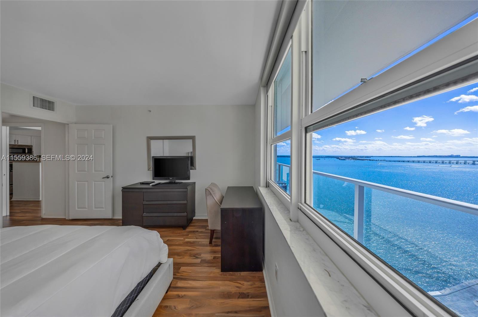 1155 Brickell Bay #2207, Miami FL 33131