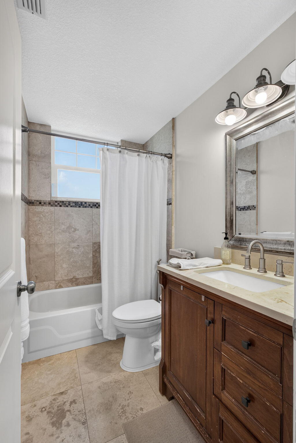 1603 Mizzenmast, Jupiter FL 33477