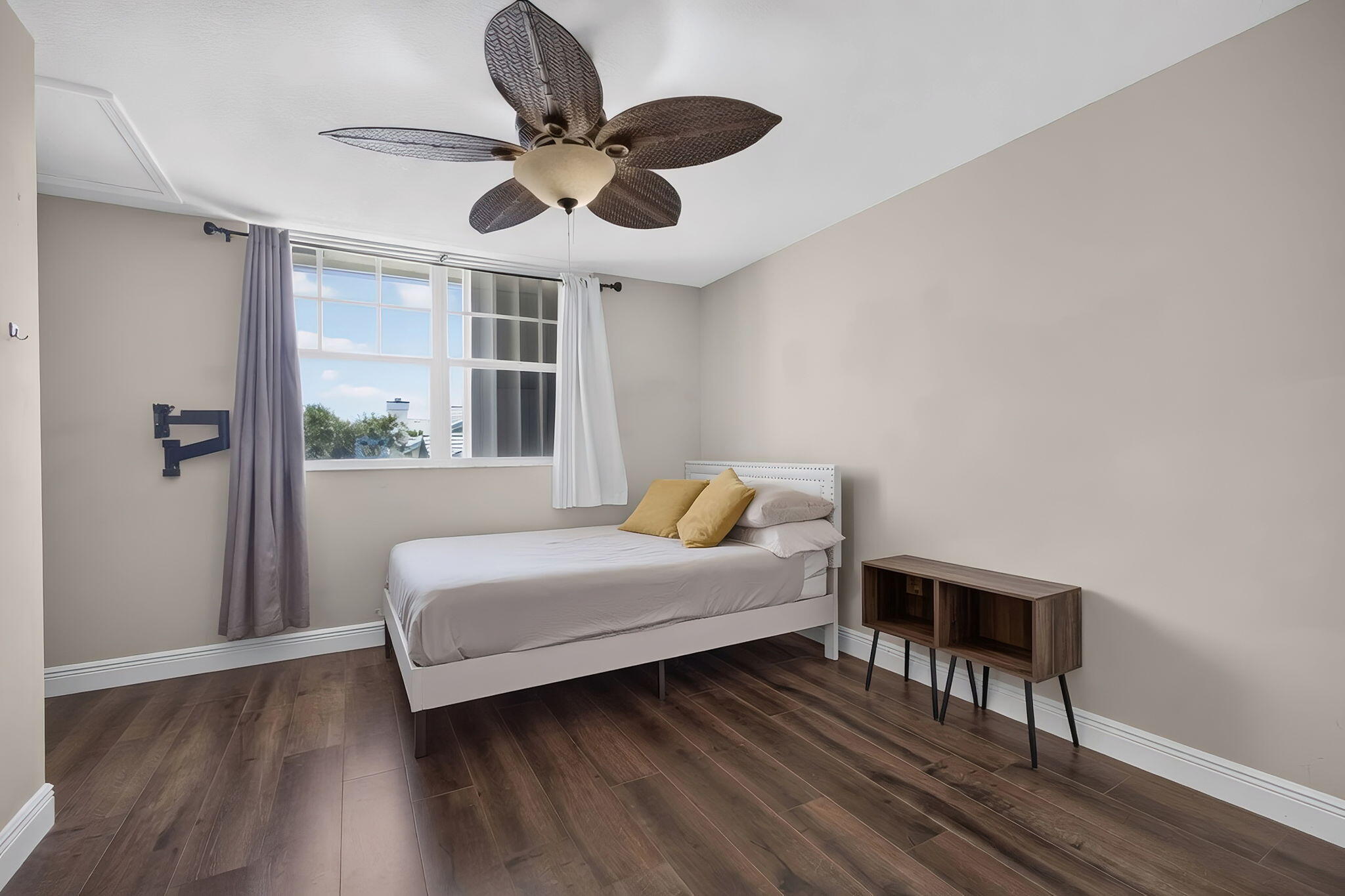 1603 Mizzenmast, Jupiter FL 33477