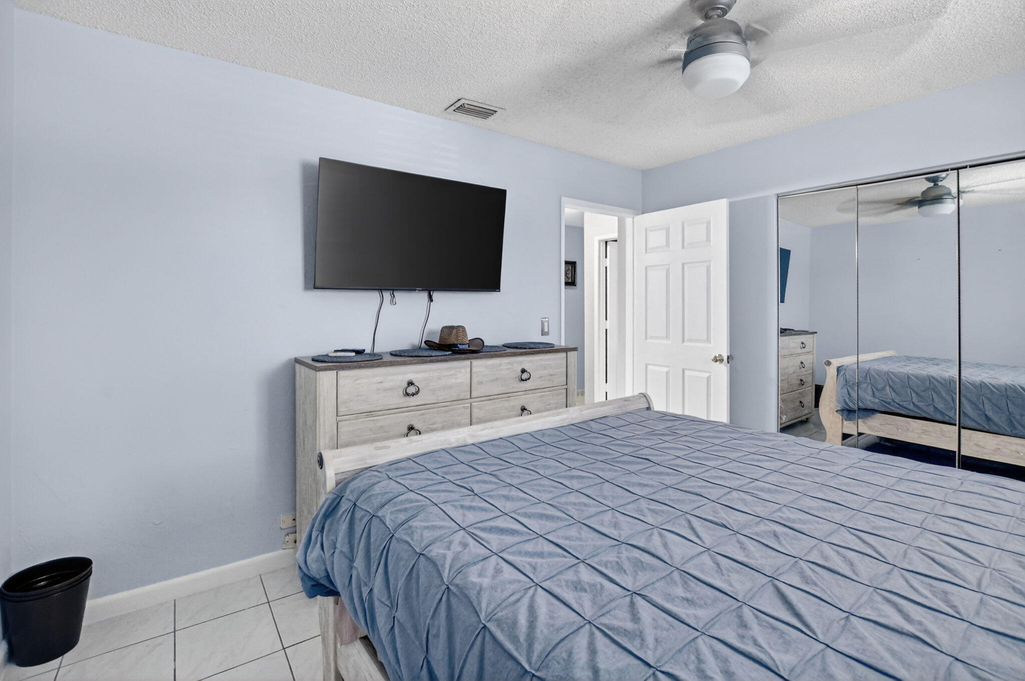 9976 Robins Nest, Boca Raton FL 33496