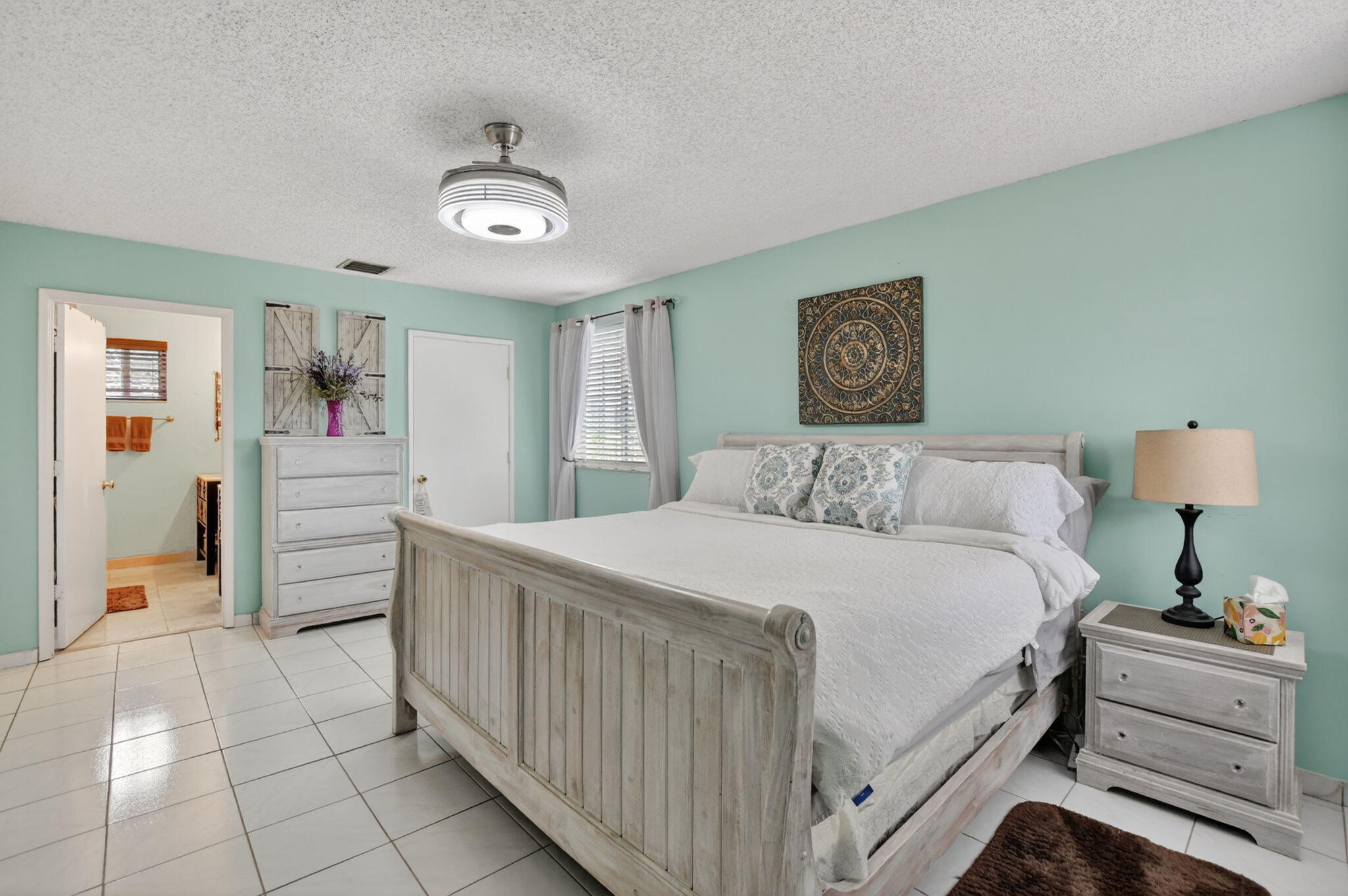 9976 Robins Nest, Boca Raton FL 33496