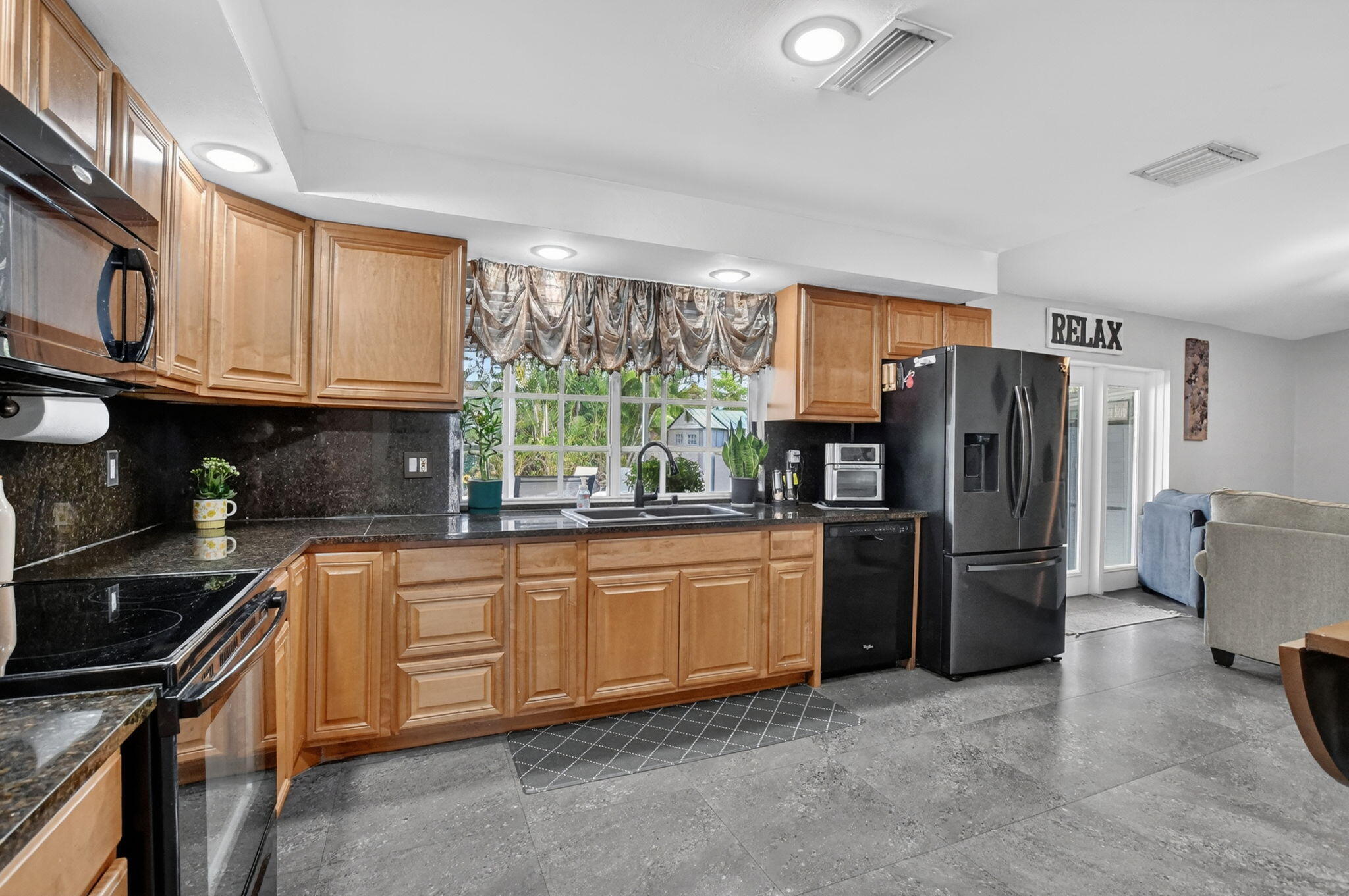 9976 Robins Nest, Boca Raton FL 33496