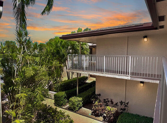 8765 Azalea #204, Tamarac FL 33321