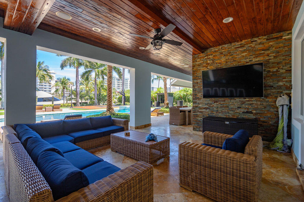 4130 NE 31st, Lighthouse Point FL 33064