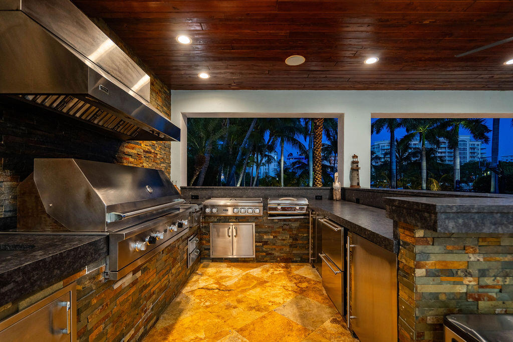 4130 NE 31st, Lighthouse Point FL 33064