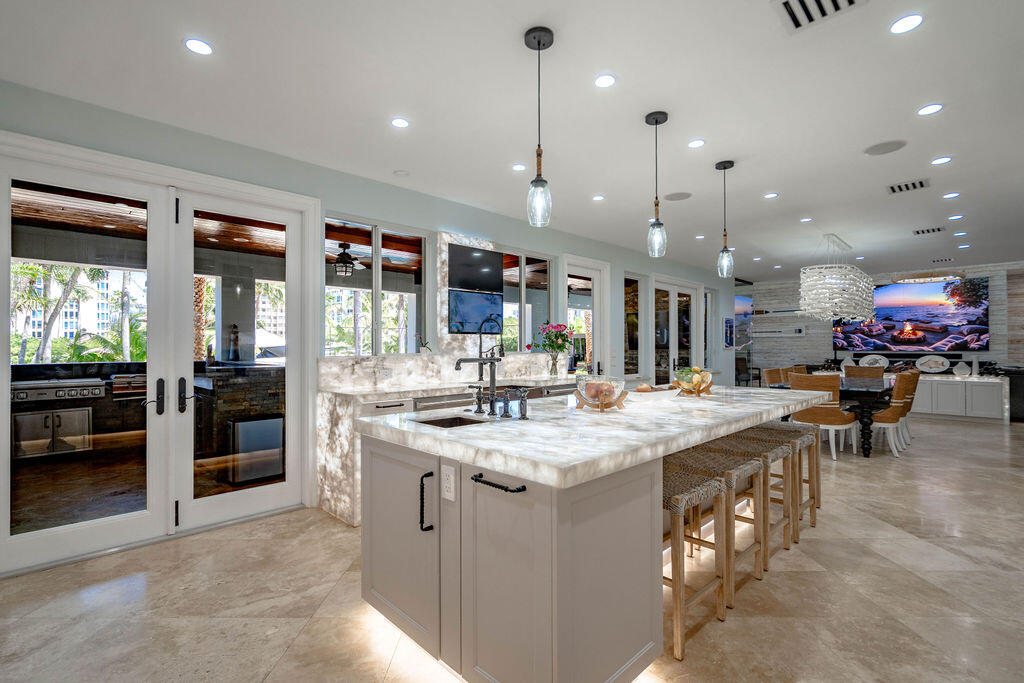 4130 NE 31st, Lighthouse Point FL 33064