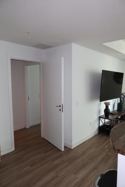 300 S Biscayne #T1902, Miami FL 33131