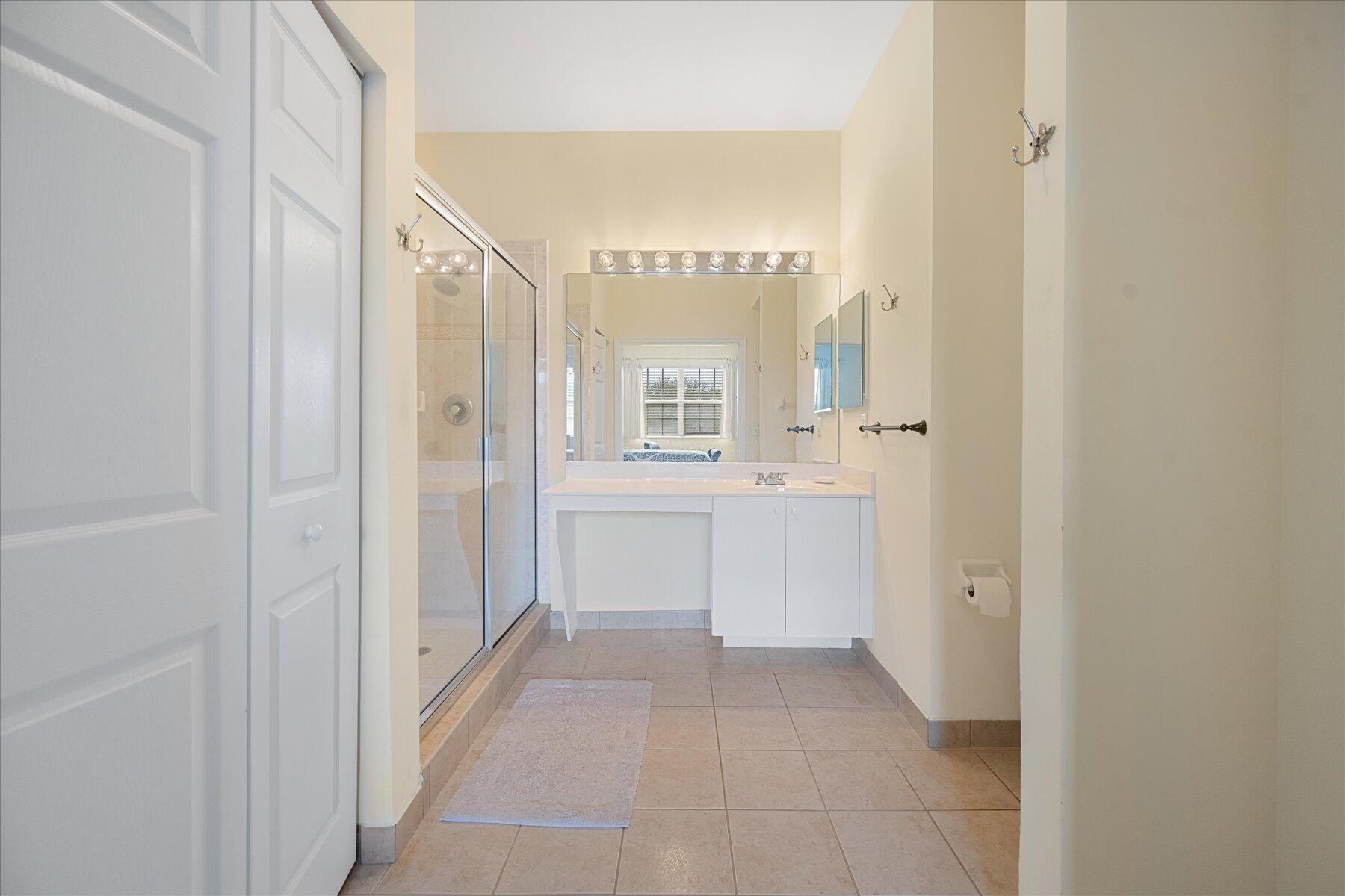 112 Lighthouse #G, Tequesta FL 33469
