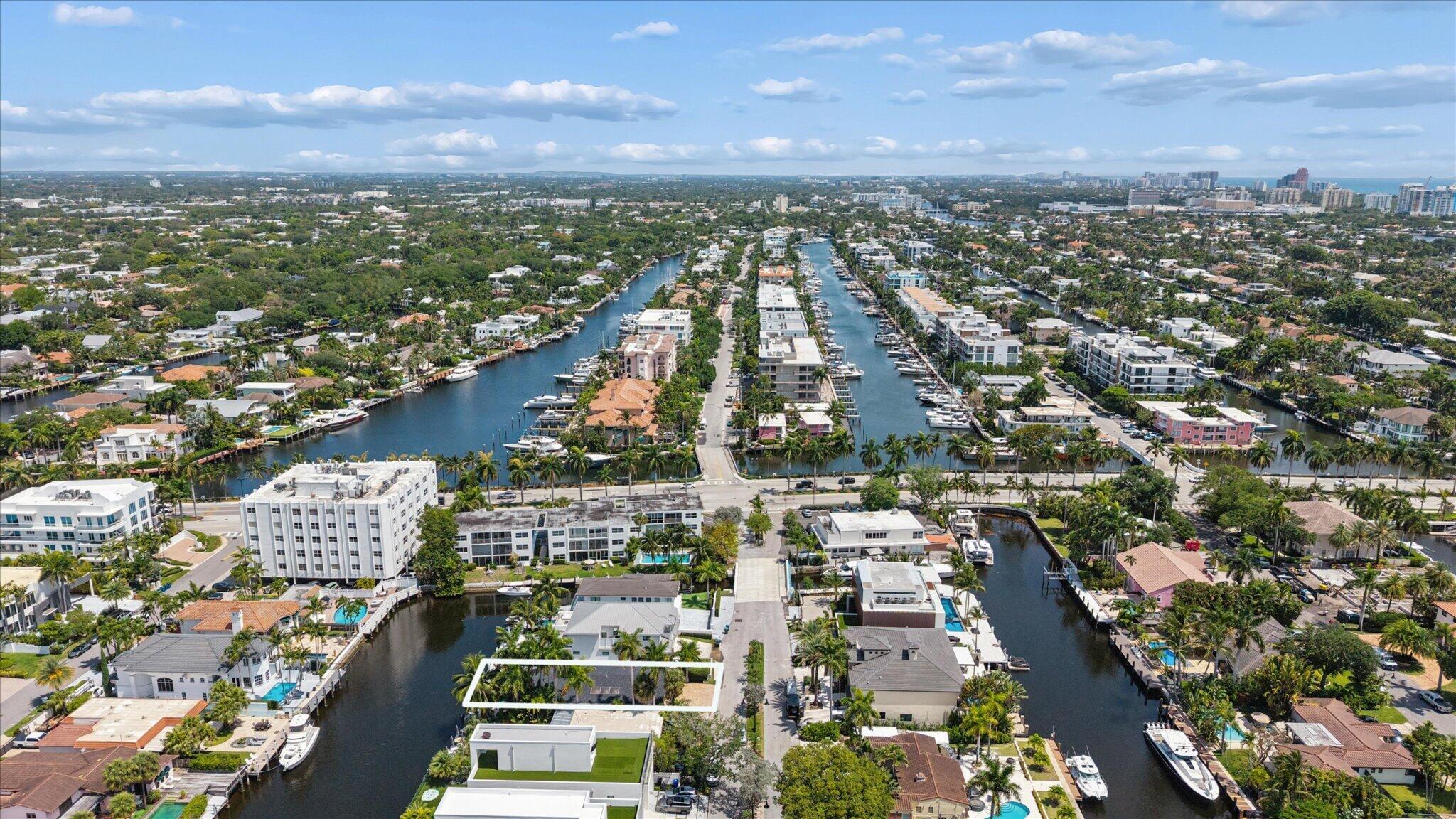 325 Coconut Isle, Fort Lauderdale FL 33301