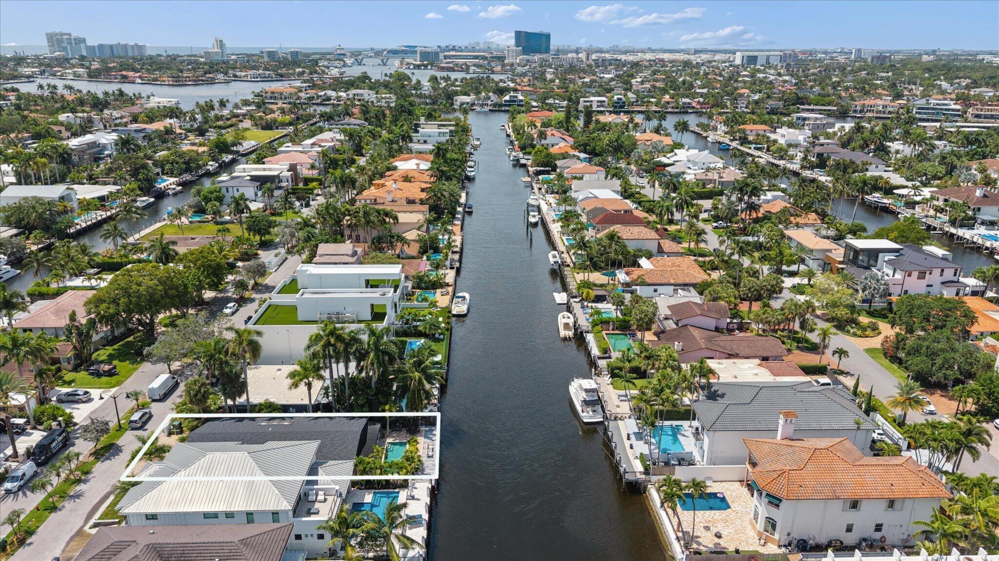 325 Coconut Isle, Fort Lauderdale FL 33301