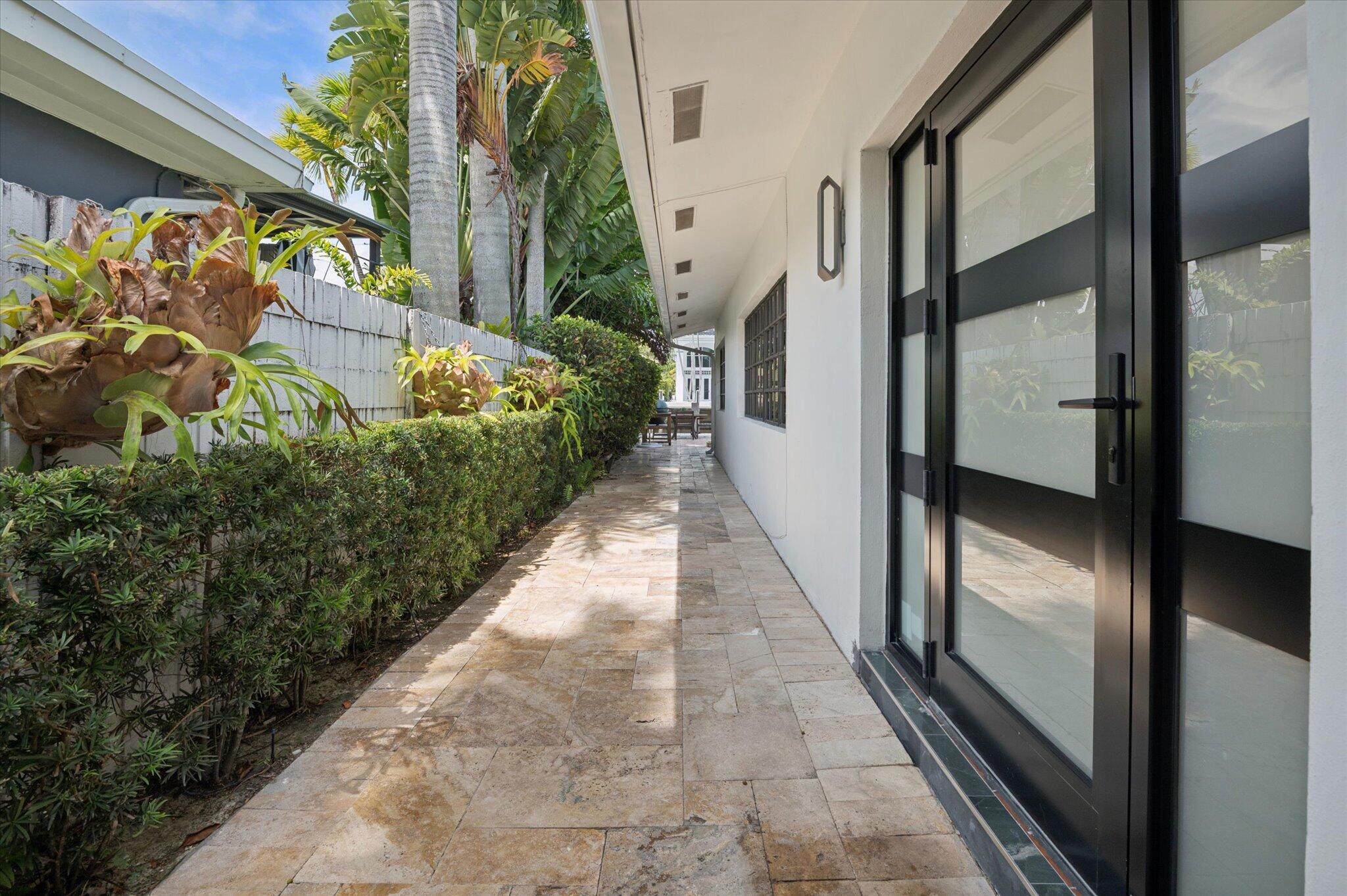 325 Coconut Isle, Fort Lauderdale FL 33301