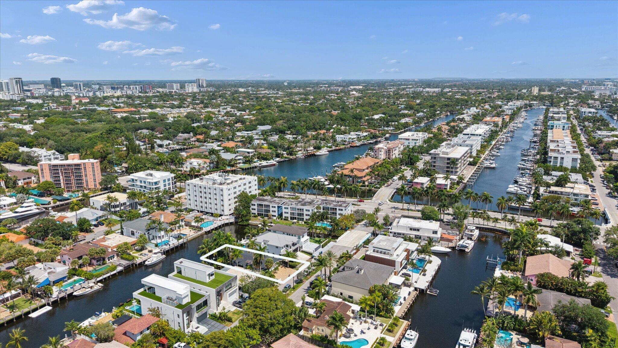 325 Coconut Isle, Fort Lauderdale FL 33301