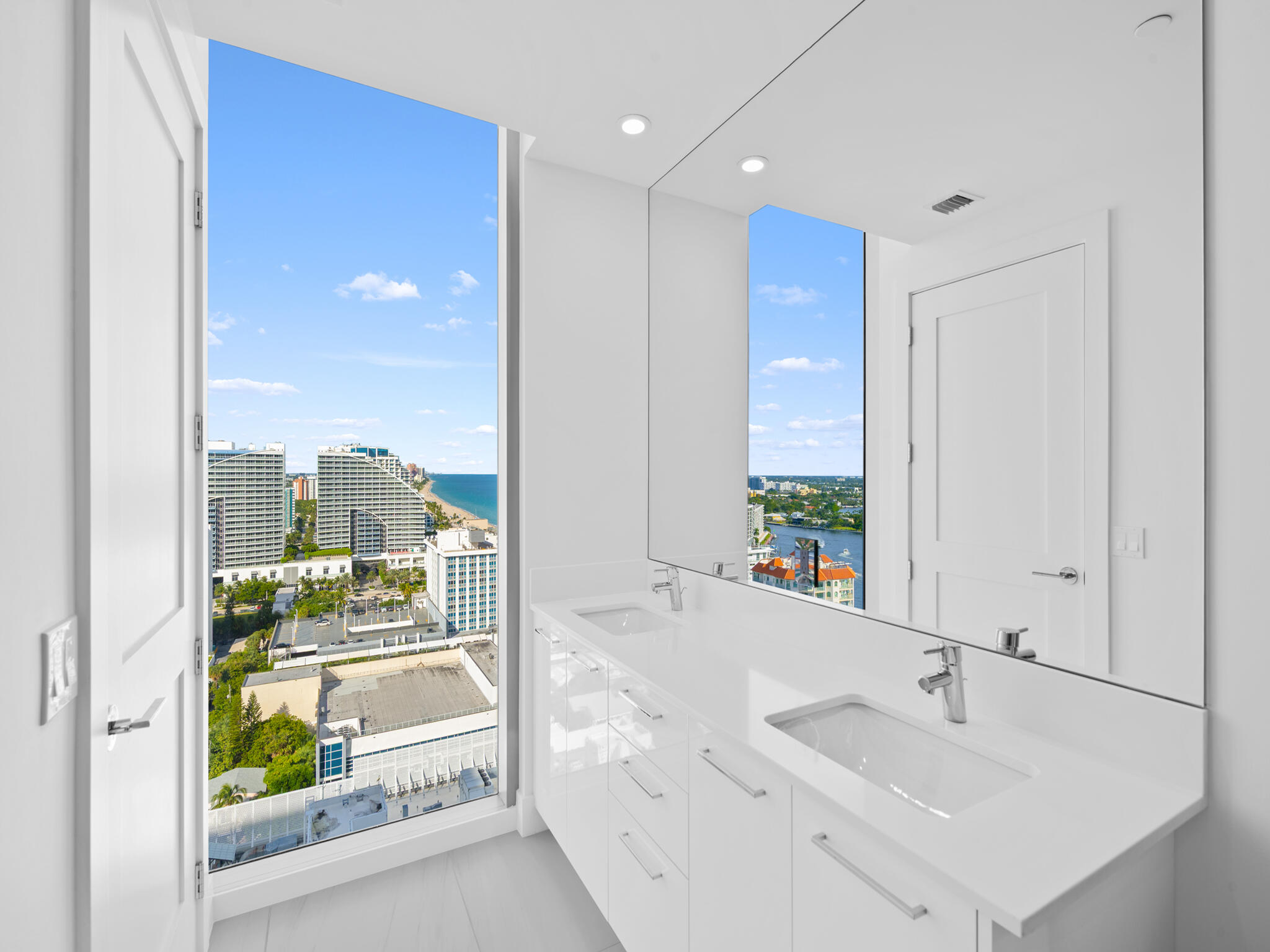 151 N Seabreeze #1904-e, Fort Lauderdale FL 33304