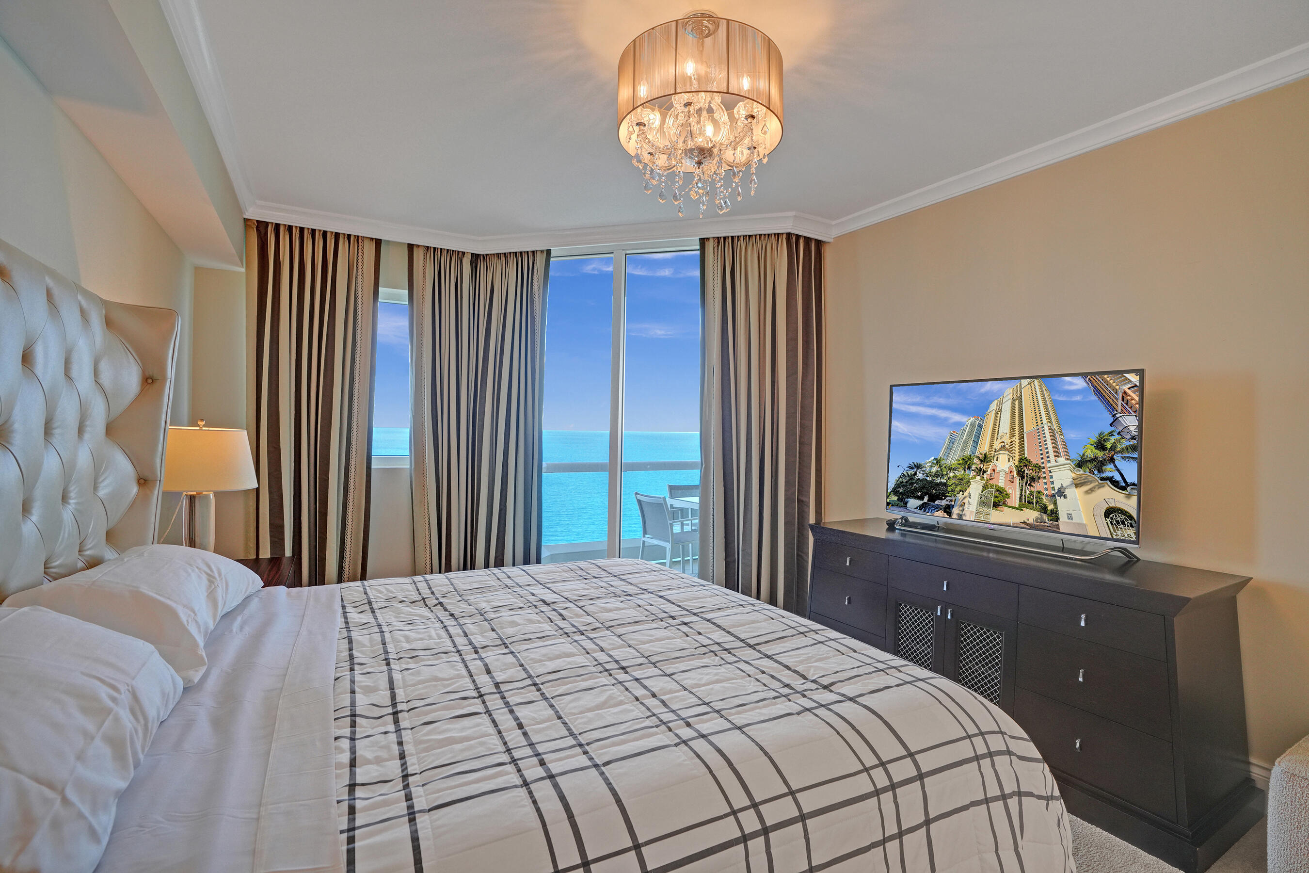 17875 Collins #Apt 3103, Sunny Isles Beach FL 33160