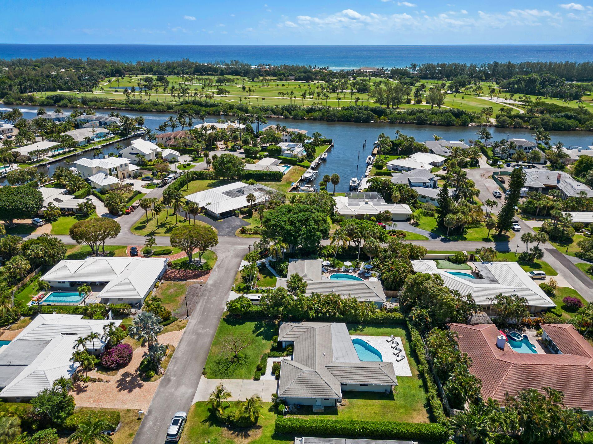 820 Canary, Delray Beach FL 33483