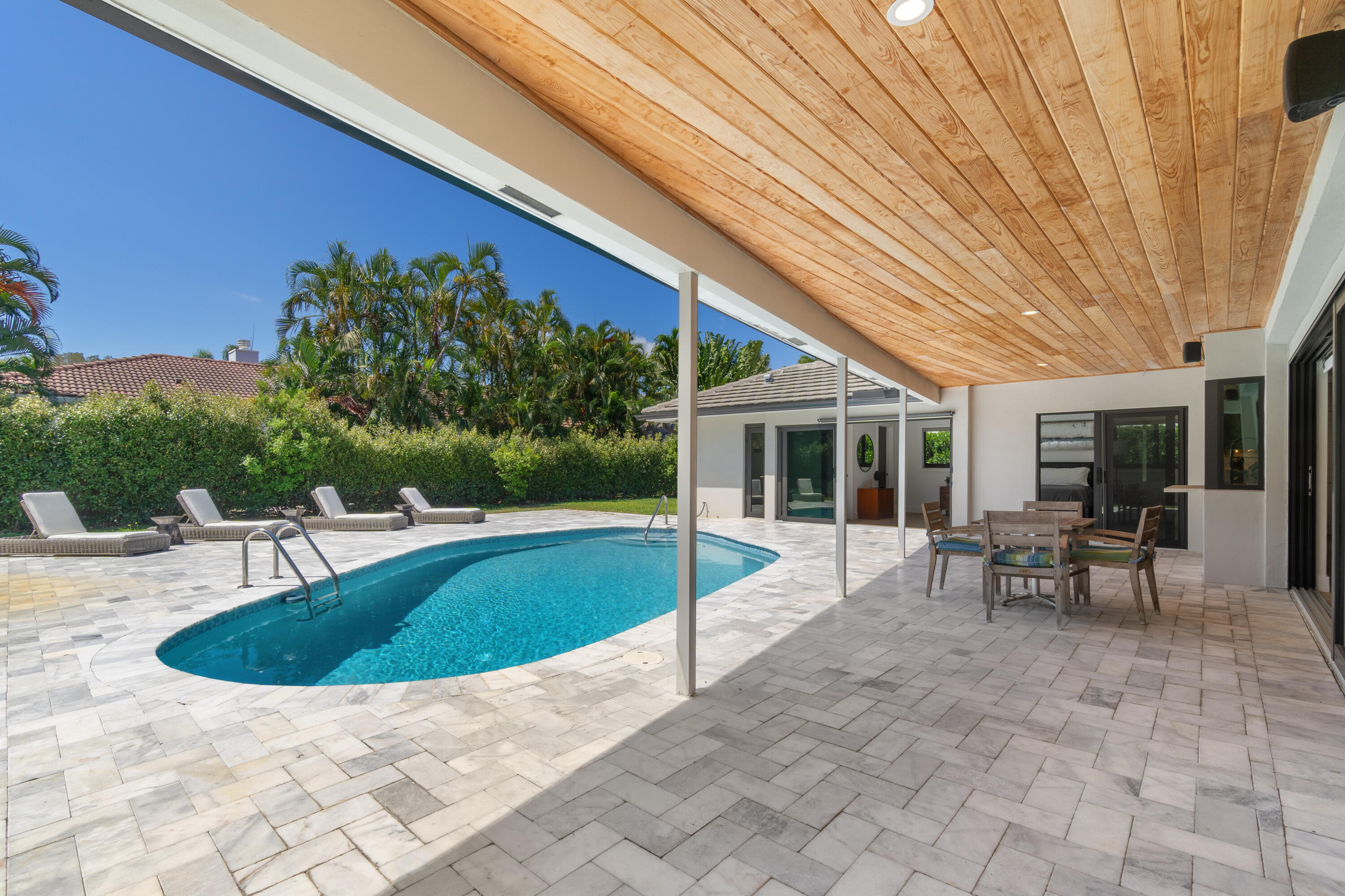 820 Canary, Delray Beach FL 33483