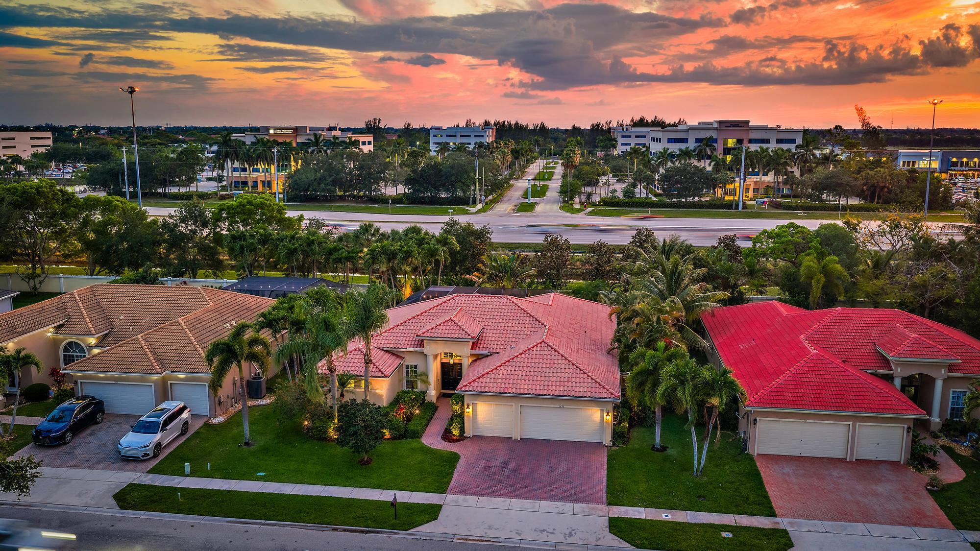 1493 Stonehaven Estates, West Palm Beach FL 33411