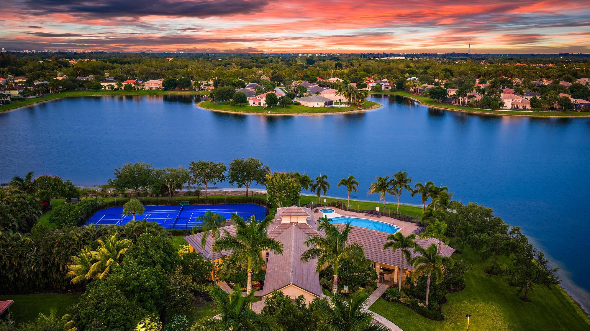 1493 Stonehaven Estates, West Palm Beach FL 33411